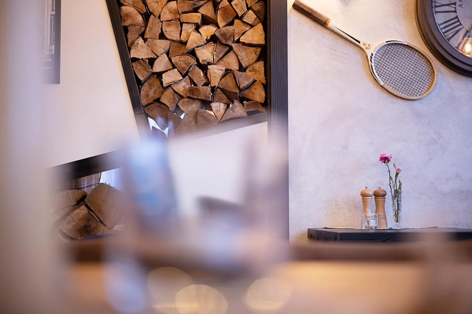 Restaurant/places to eat in Hotel McLimon