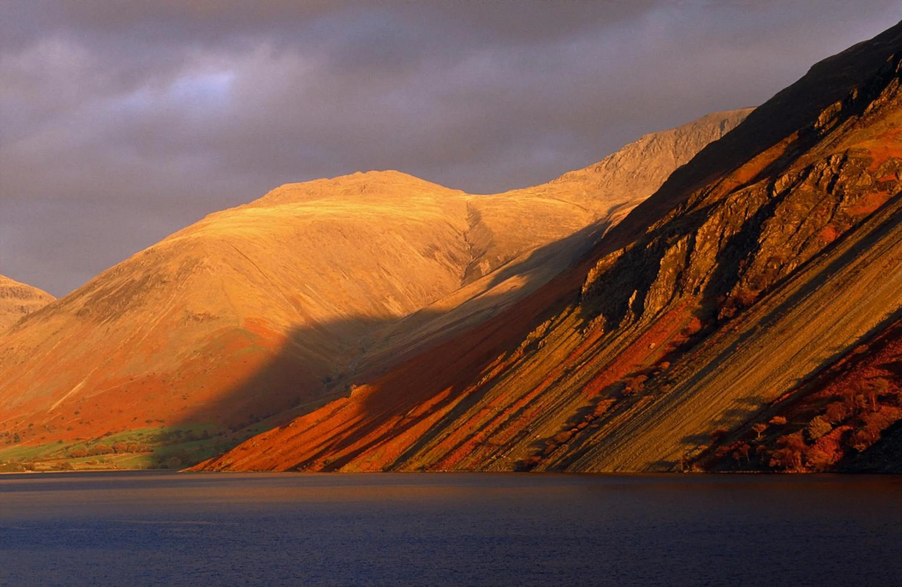 Natural landscape in Macdonald Leeming House