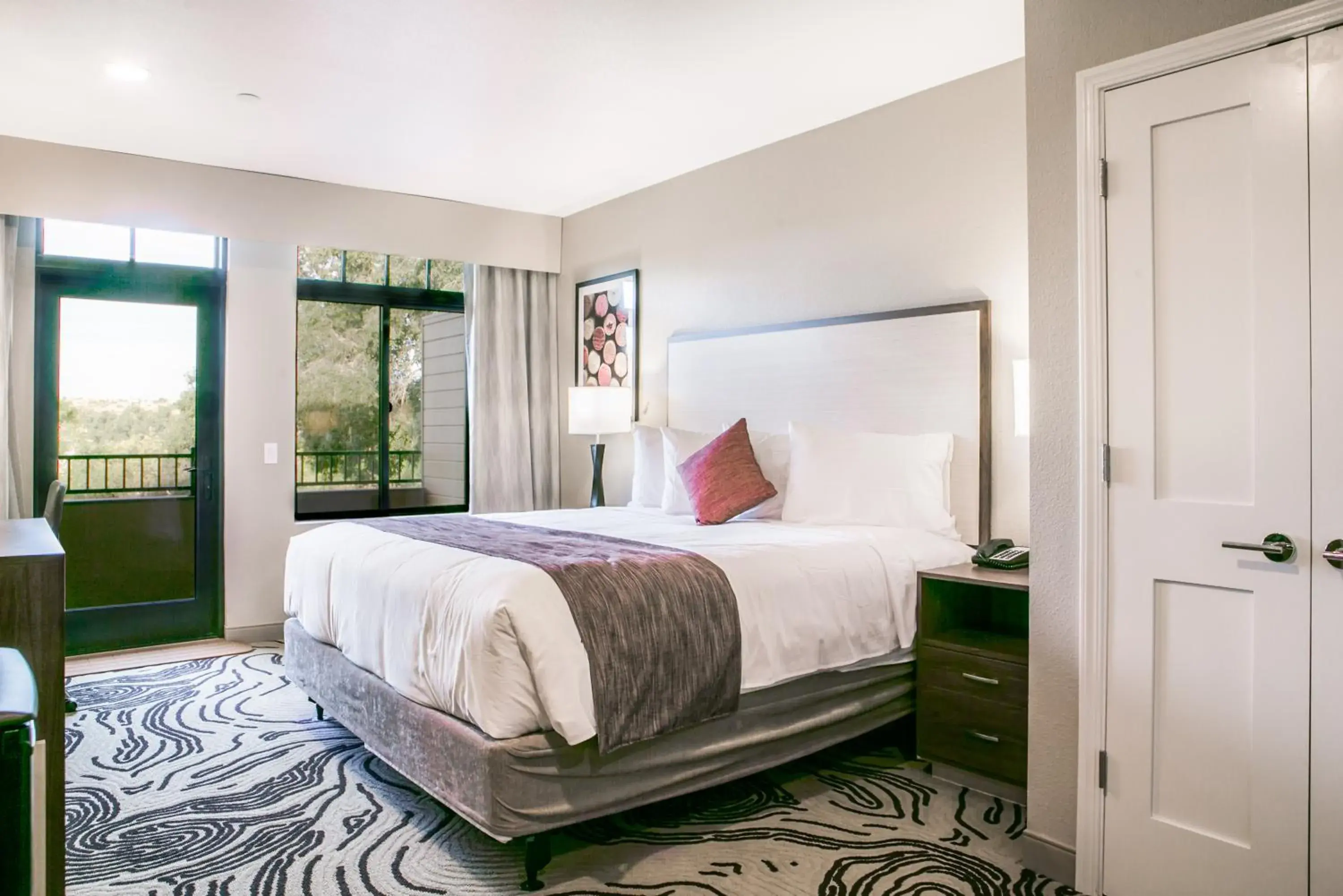 Bed in Hotel Siri Downtown - Paso Robles Bed in Hotel Siri Downtown - Paso Robles