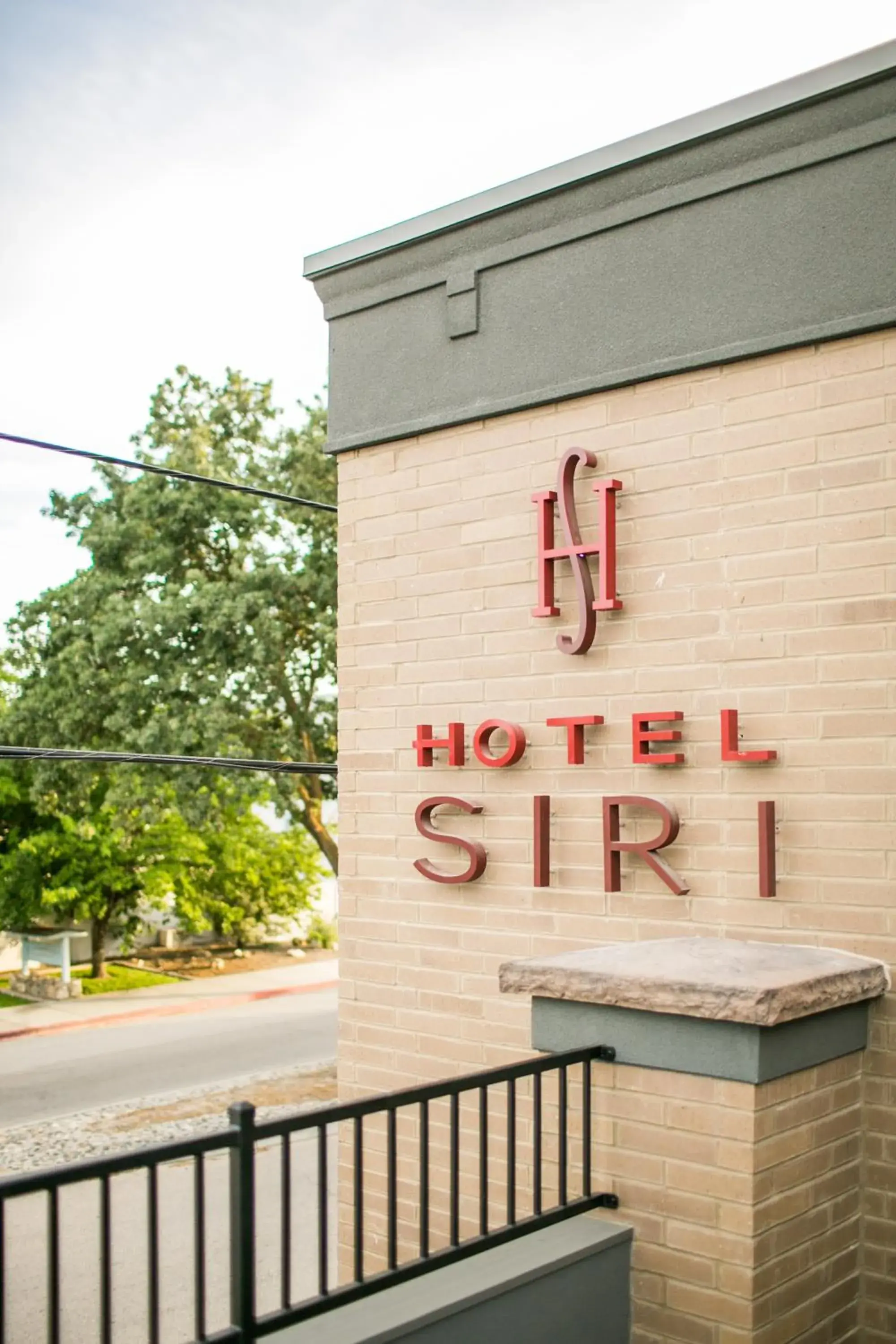 Property logo or sign in Hotel Siri Downtown - Paso Robles Property logo or sign in Hotel Siri Downtown - Paso Robles