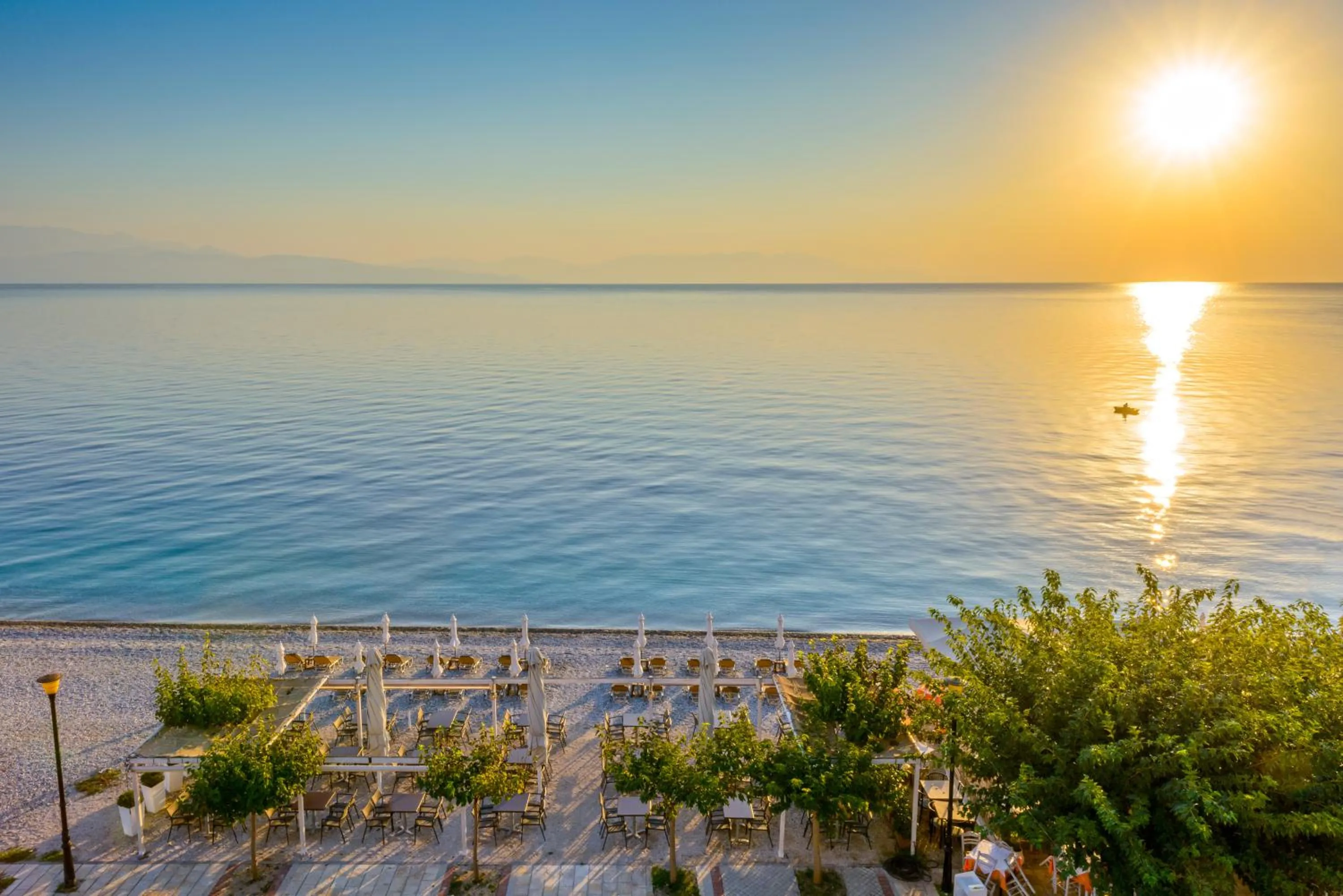 Akrata Beach Hotel