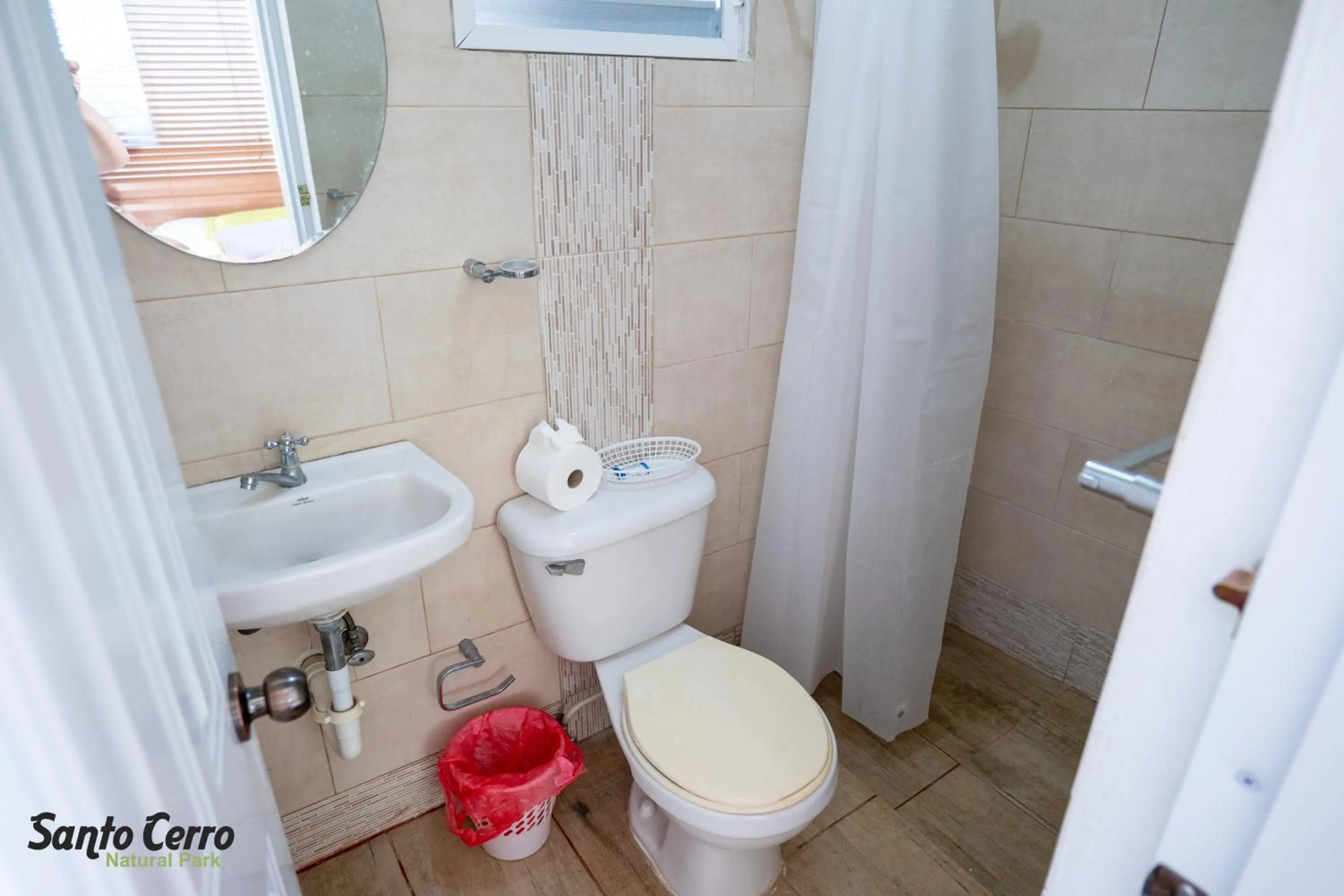 Shower in Hotel Santo Cerro Natural Park