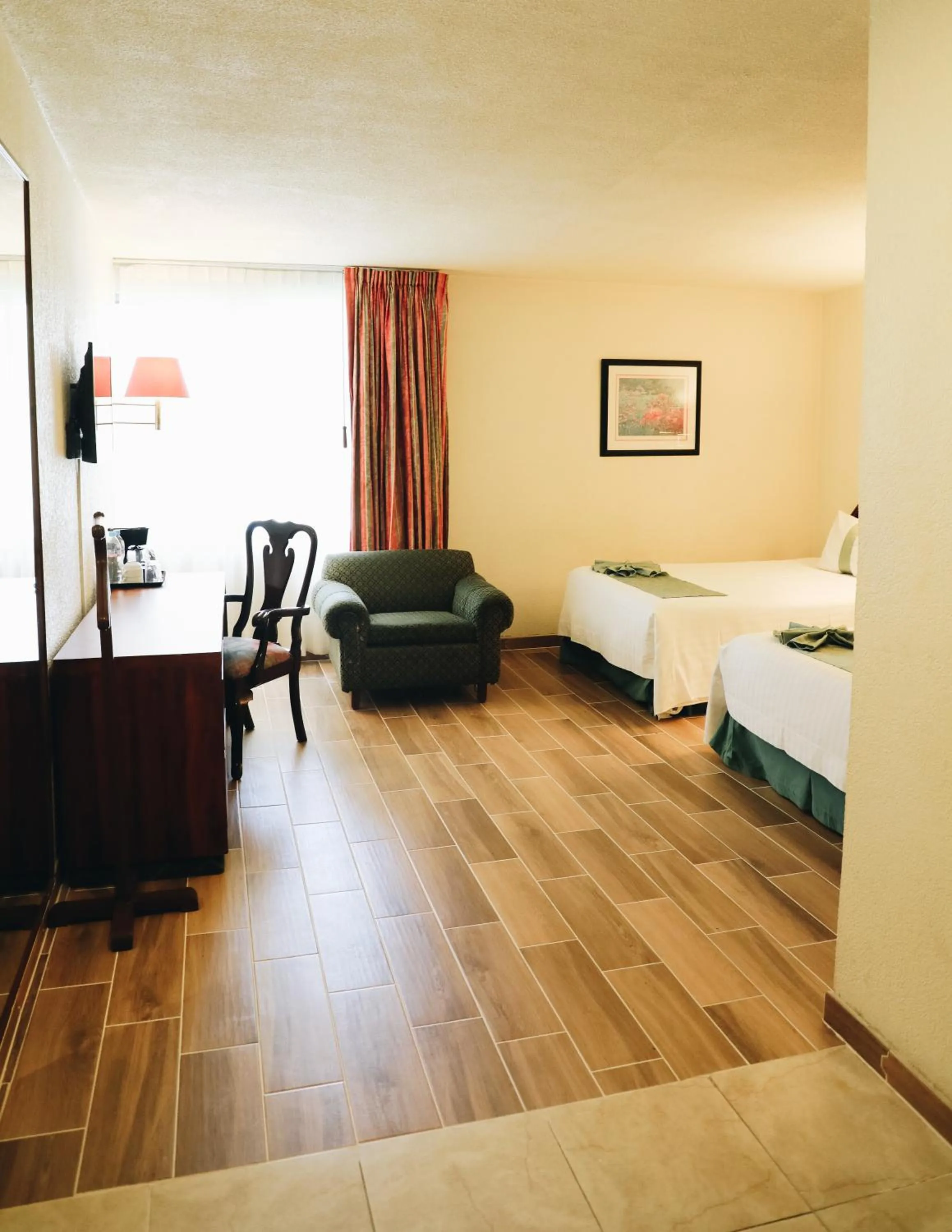 Bed in Hotel La Joya Tulancingo