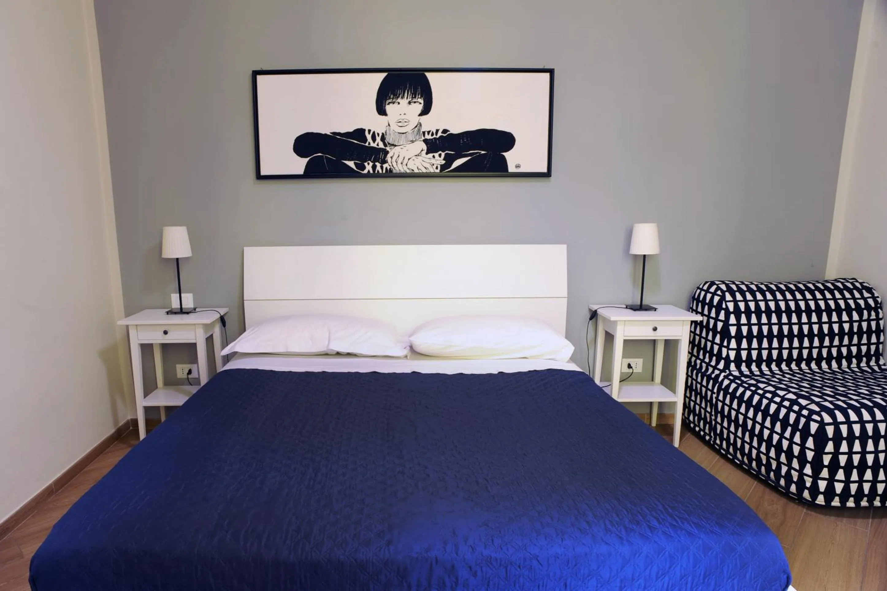 Bedroom, Bed in Home Vaticano 50 steps from Museum