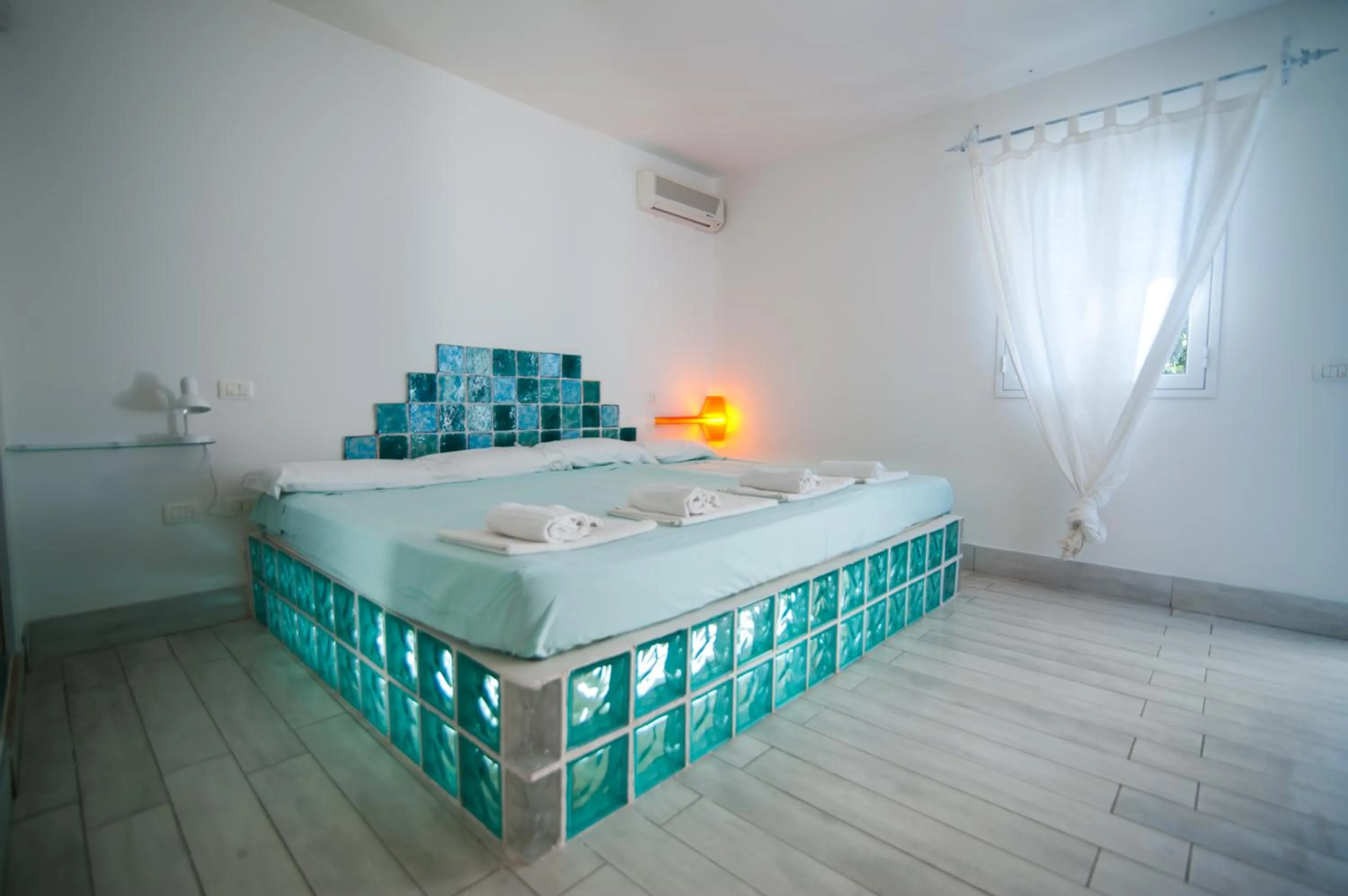 Bed in Suite House L'Isola Che Non C'è