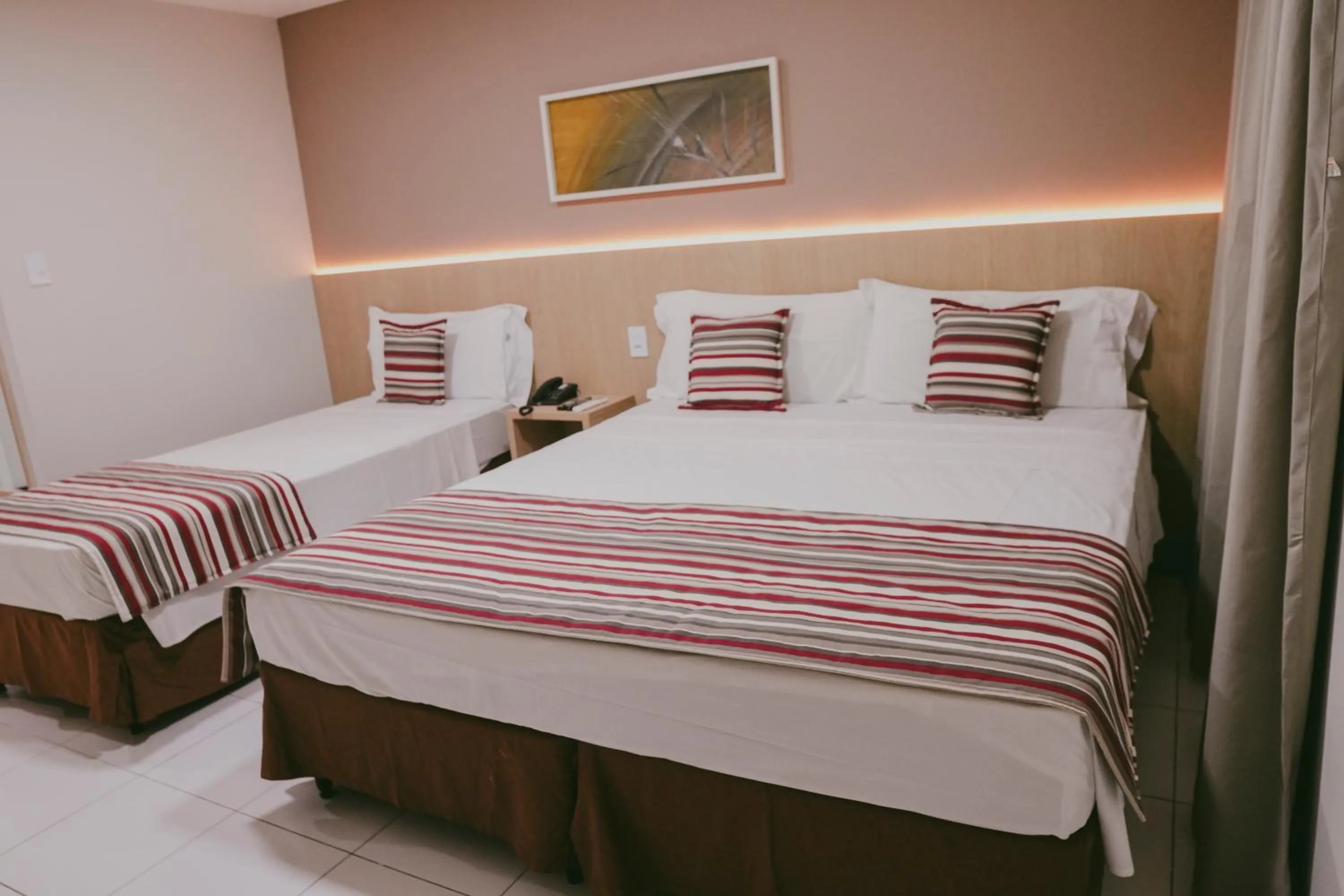 Bedroom, Bed in SLZ Lagoa Hotel