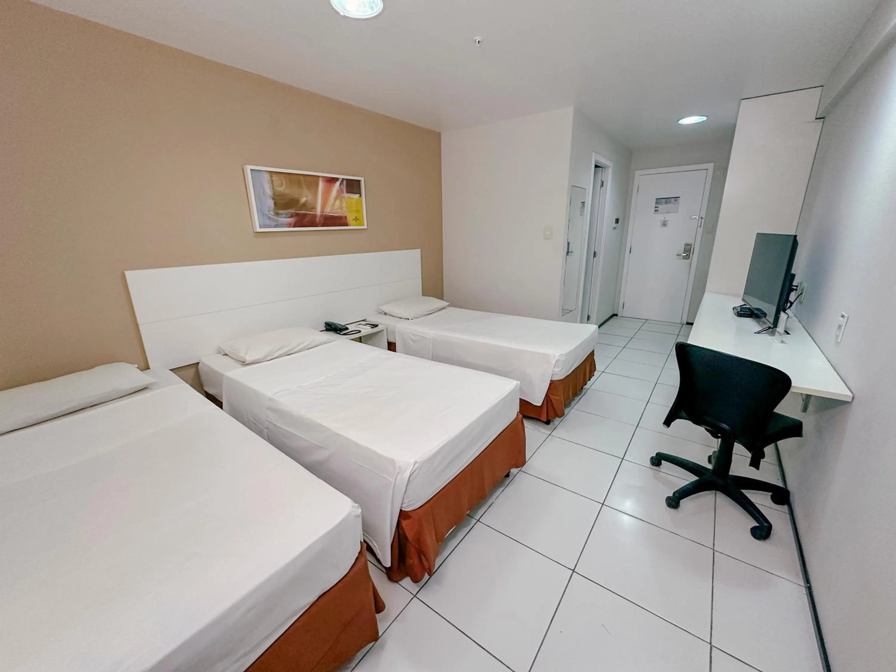 Bedroom, Bed in SLZ Lagoa Hotel