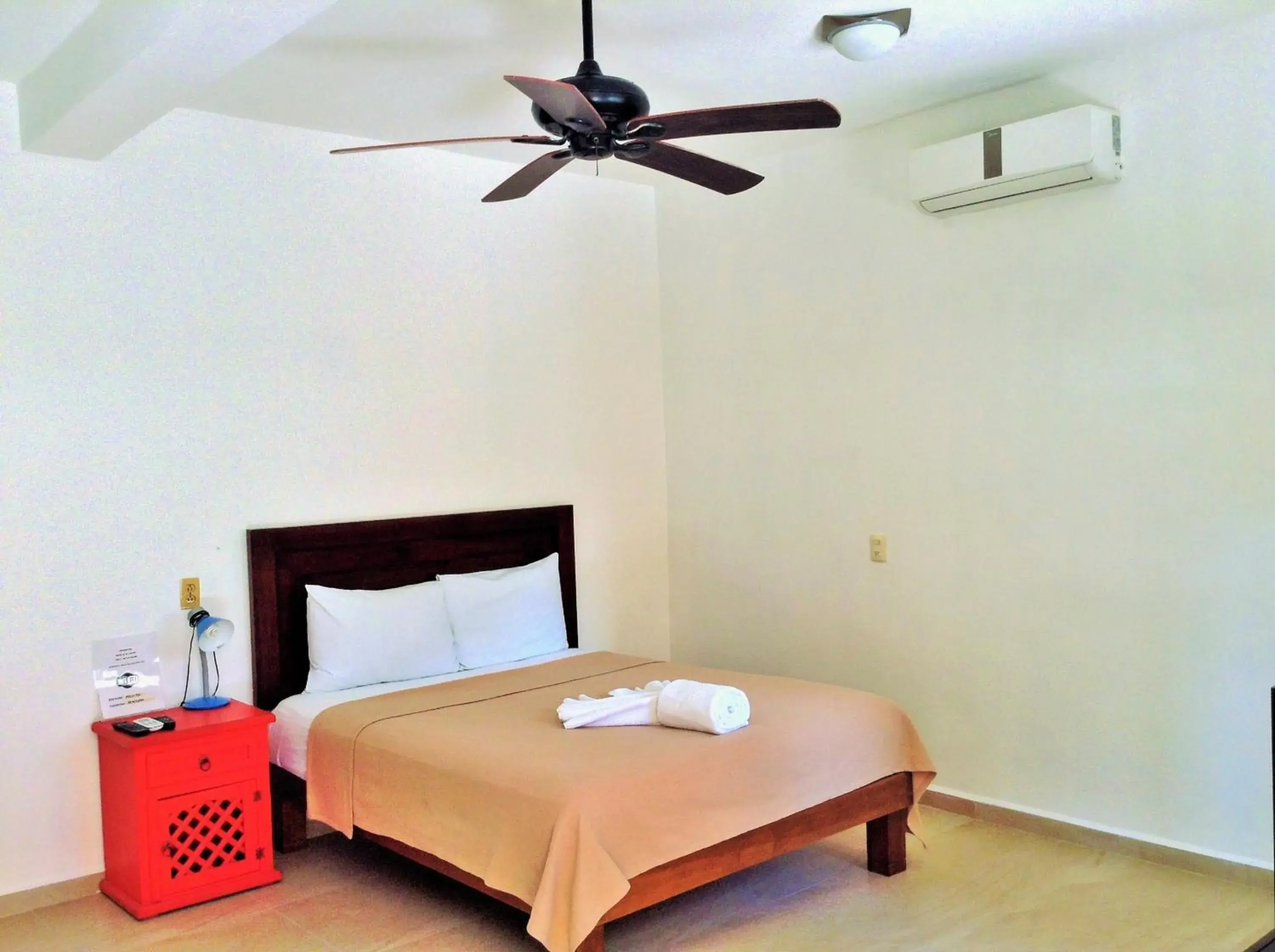 Queen Room in Posada Malix Pek Queen Room in Posada Malix Pek