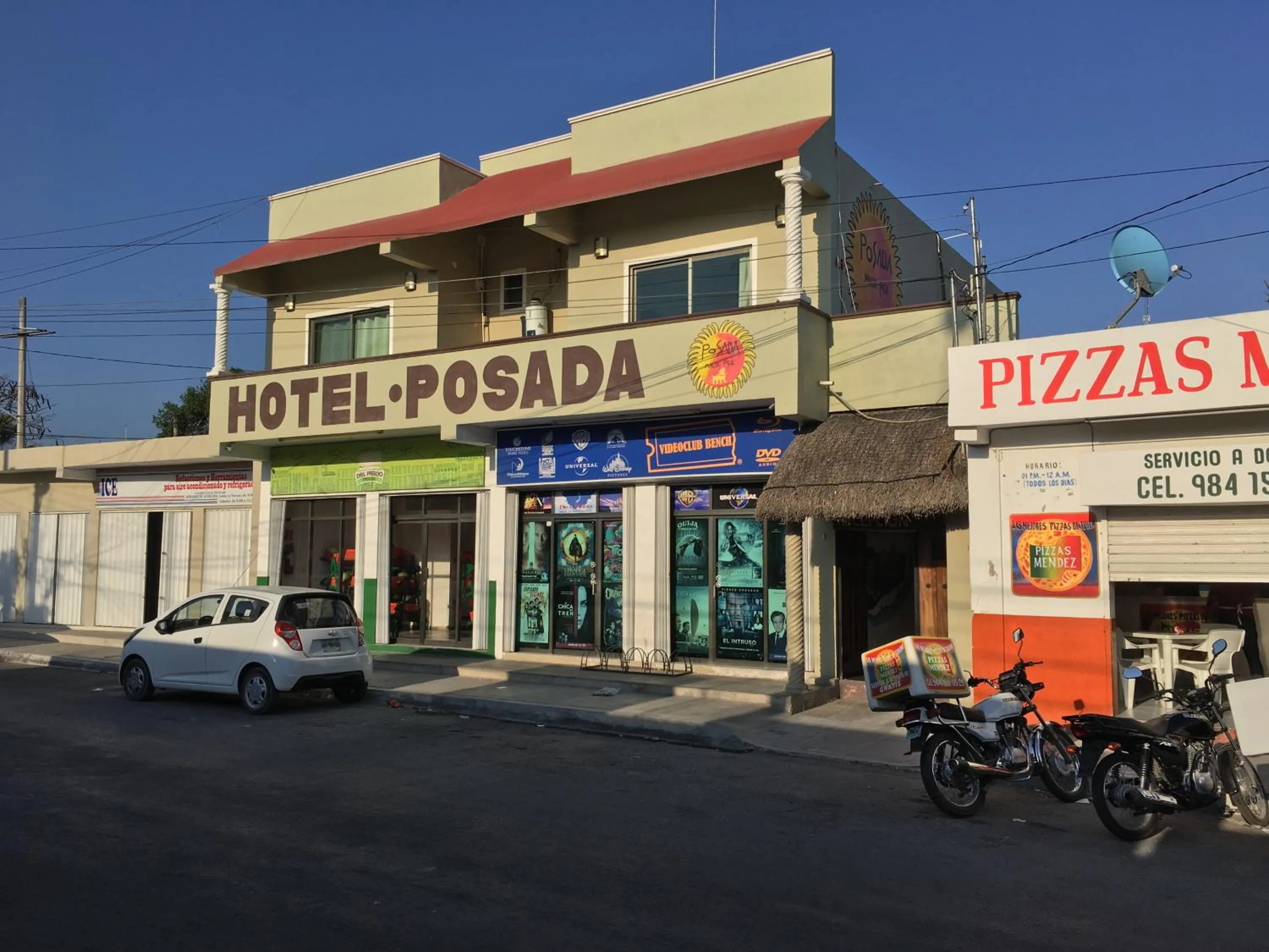 Property building in Posada Malix Pek