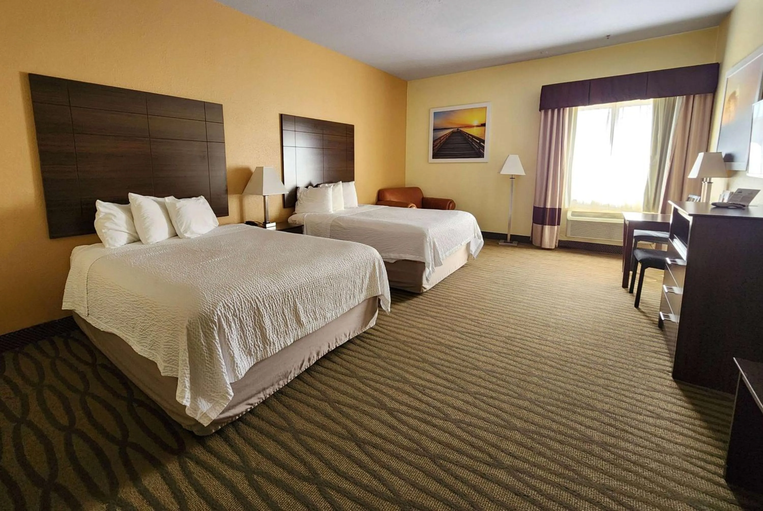 Photo of the whole room in Days Inn & Suites by Wyndham Pasadena
