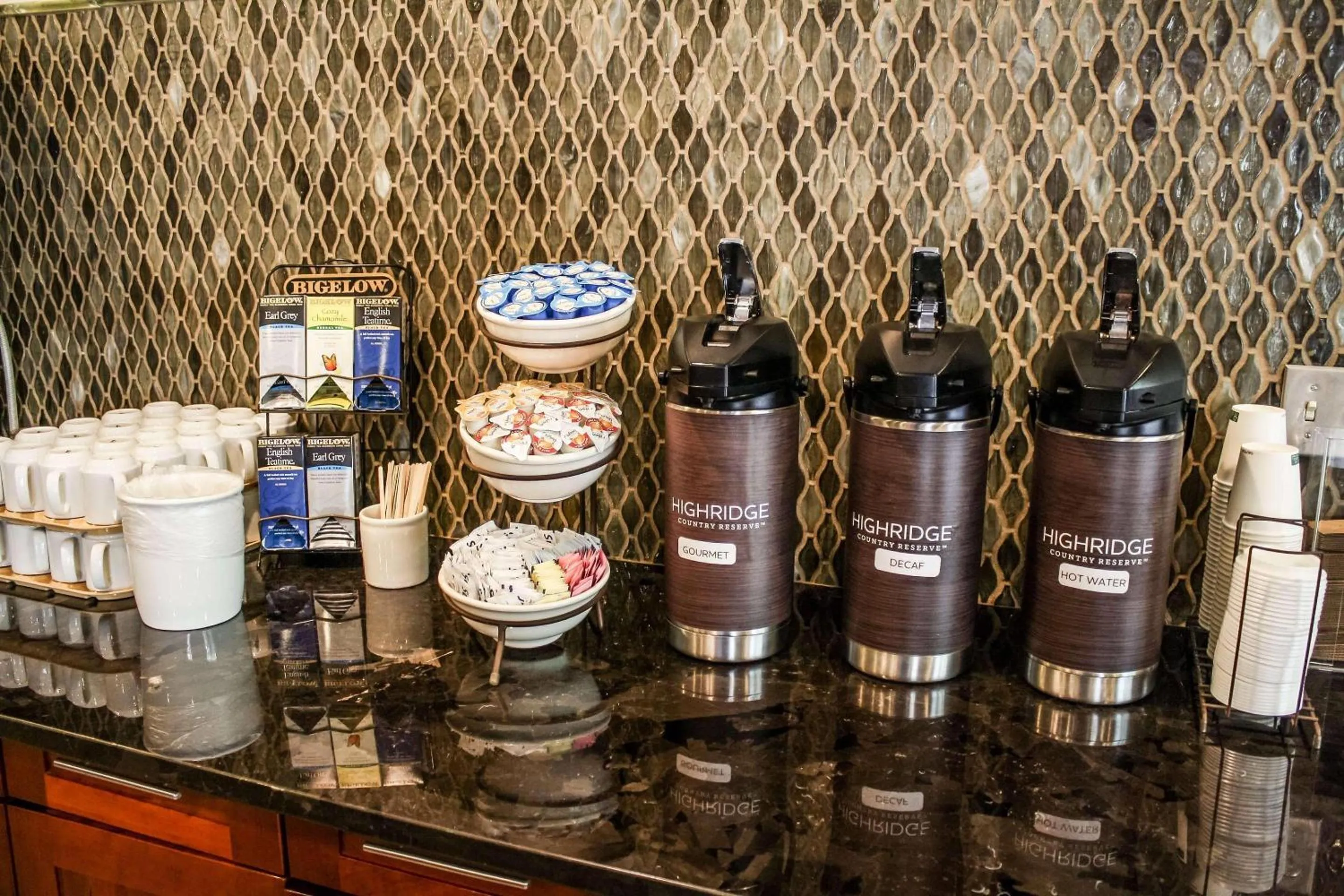Breakfast in Country Inn & Suites by Radisson, Washington Dulles International Airport, VA