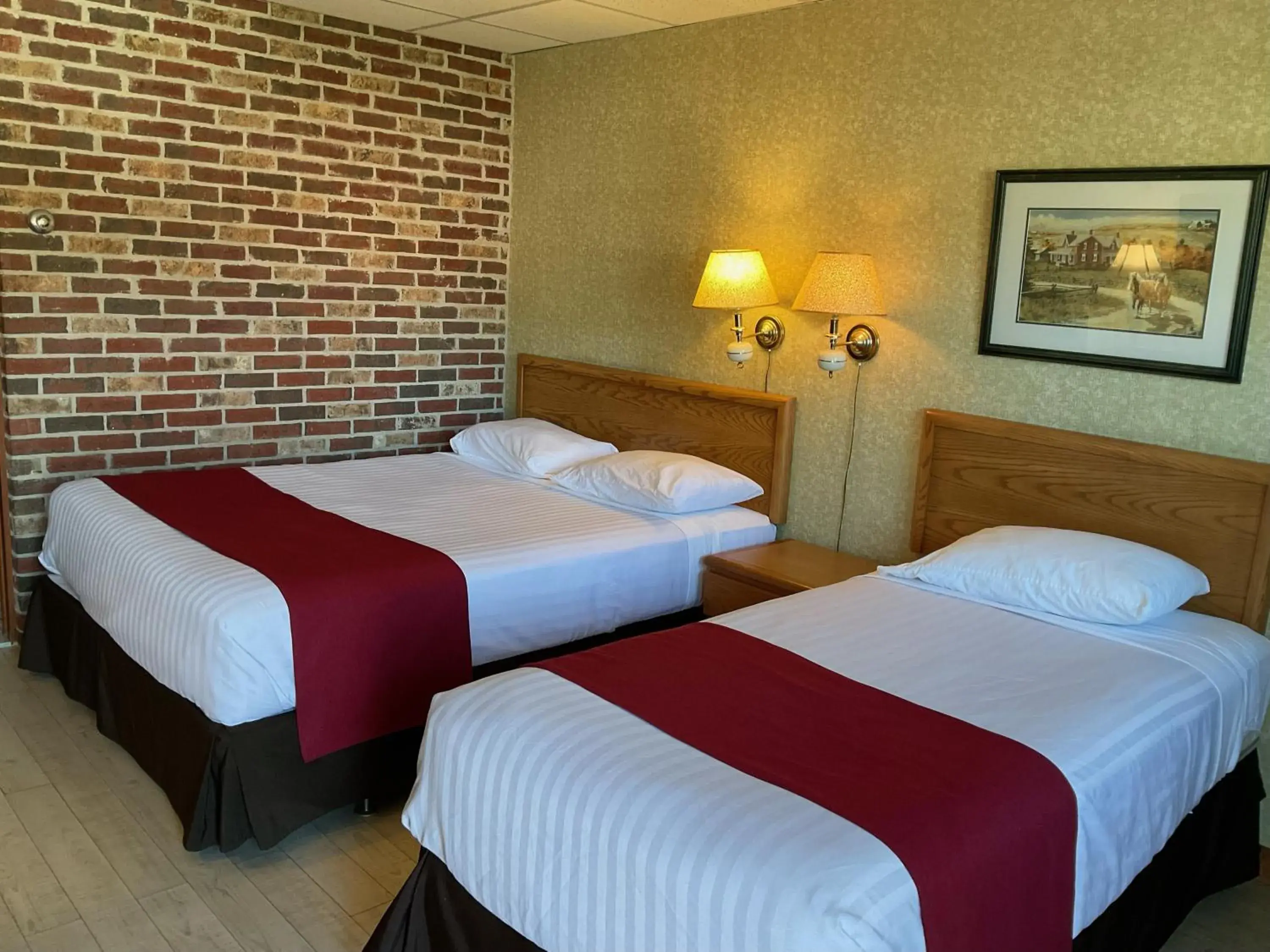 Double Room with Two Double Beds in Motel & Hotel La Paysanne Double Room with Two Double Beds in Motel & Hotel La Paysanne