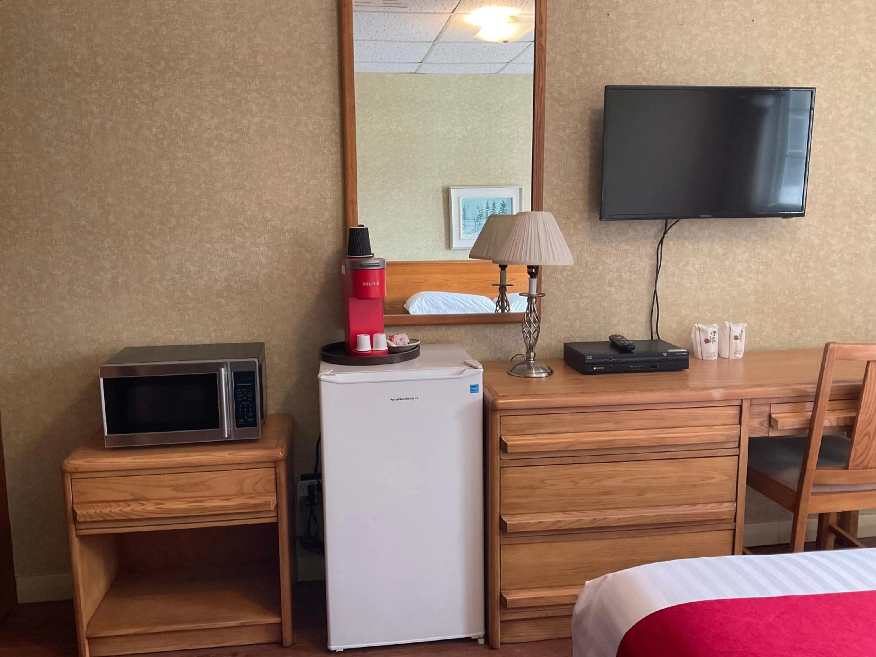 hair dresser, Bed in Motel & Hotel La Paysanne