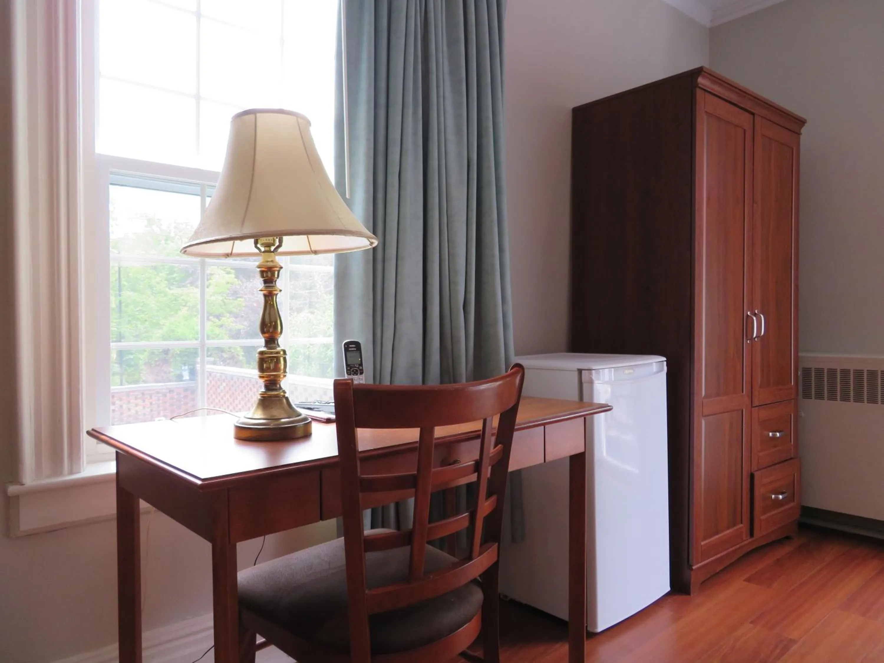 Bedroom in Motel & Hotel La Paysanne