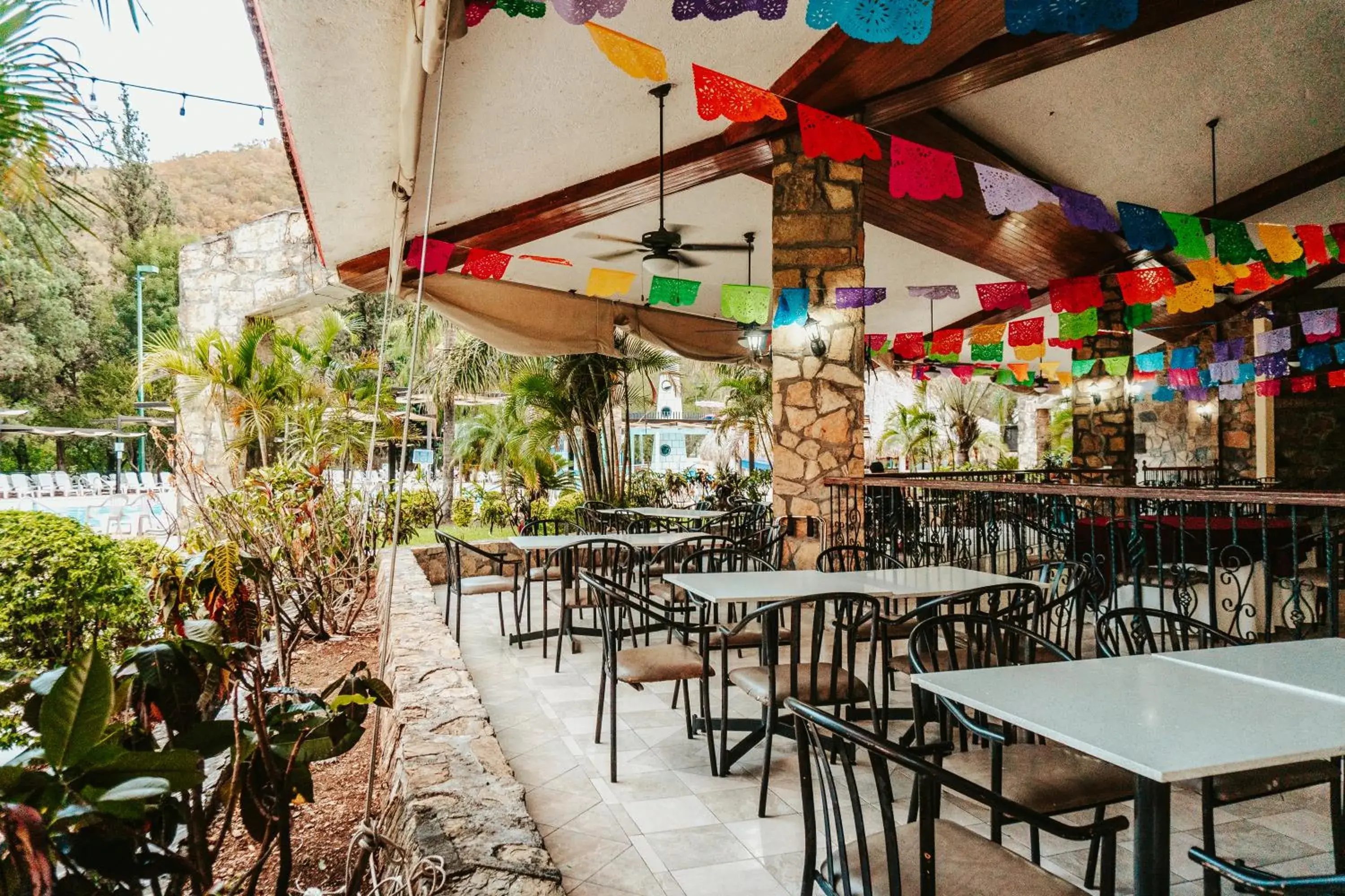 Restaurant/places to eat in Bahia Escondida Restaurant/places to eat in Bahia Escondida