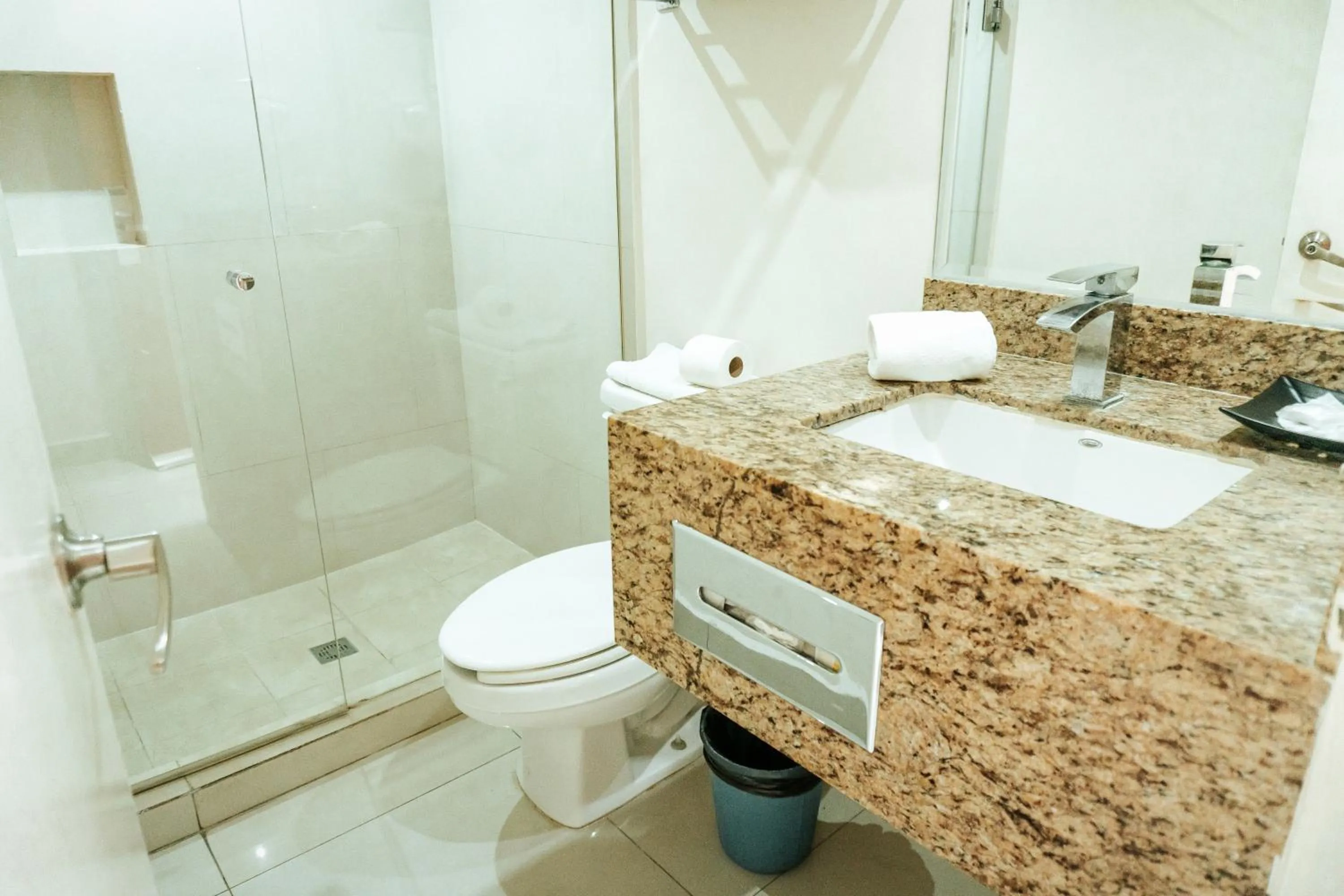 Bathroom in Bahia Escondida