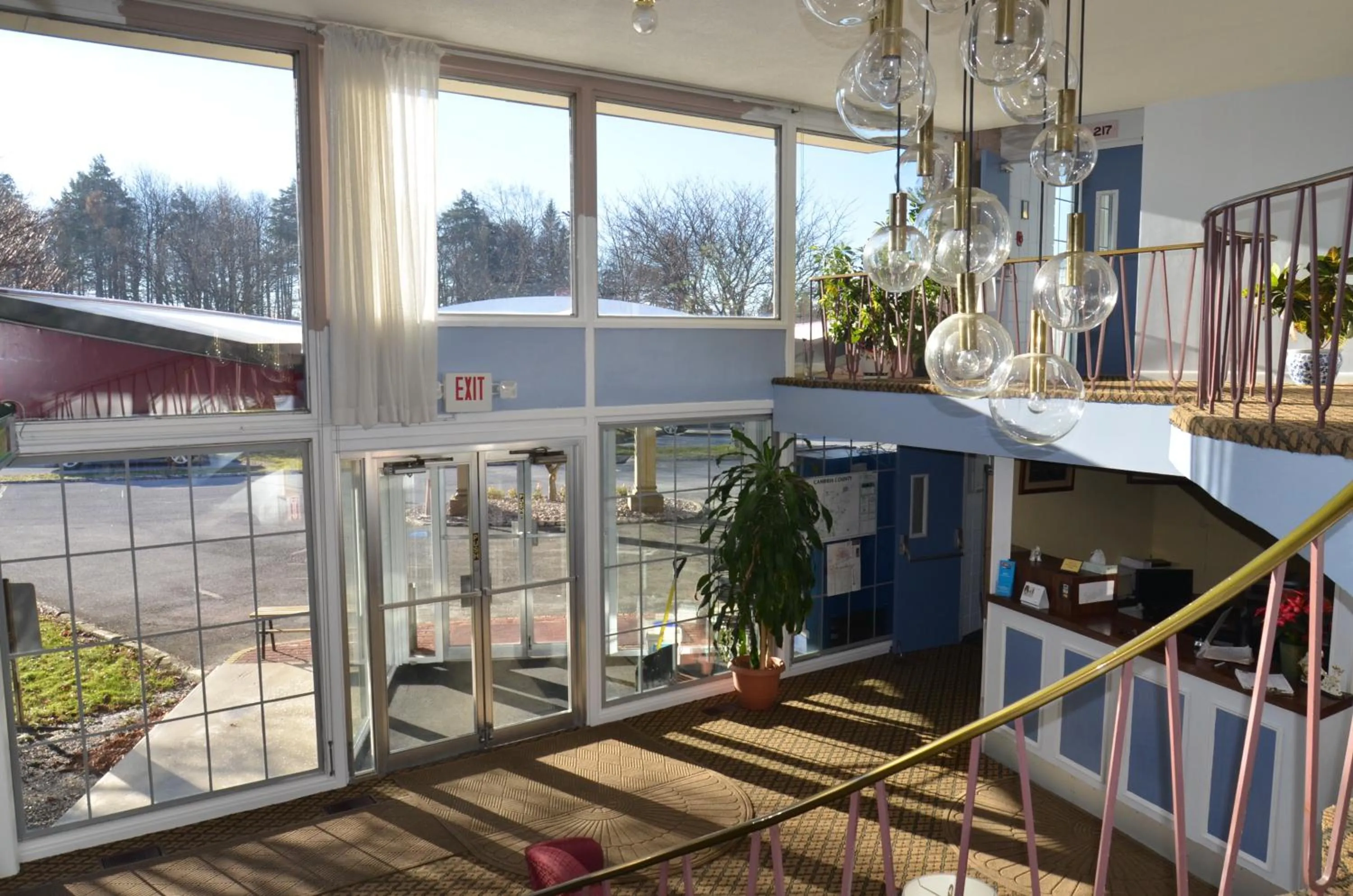 Lobby or reception in Red Carpet Inn & Suites Ebensburg