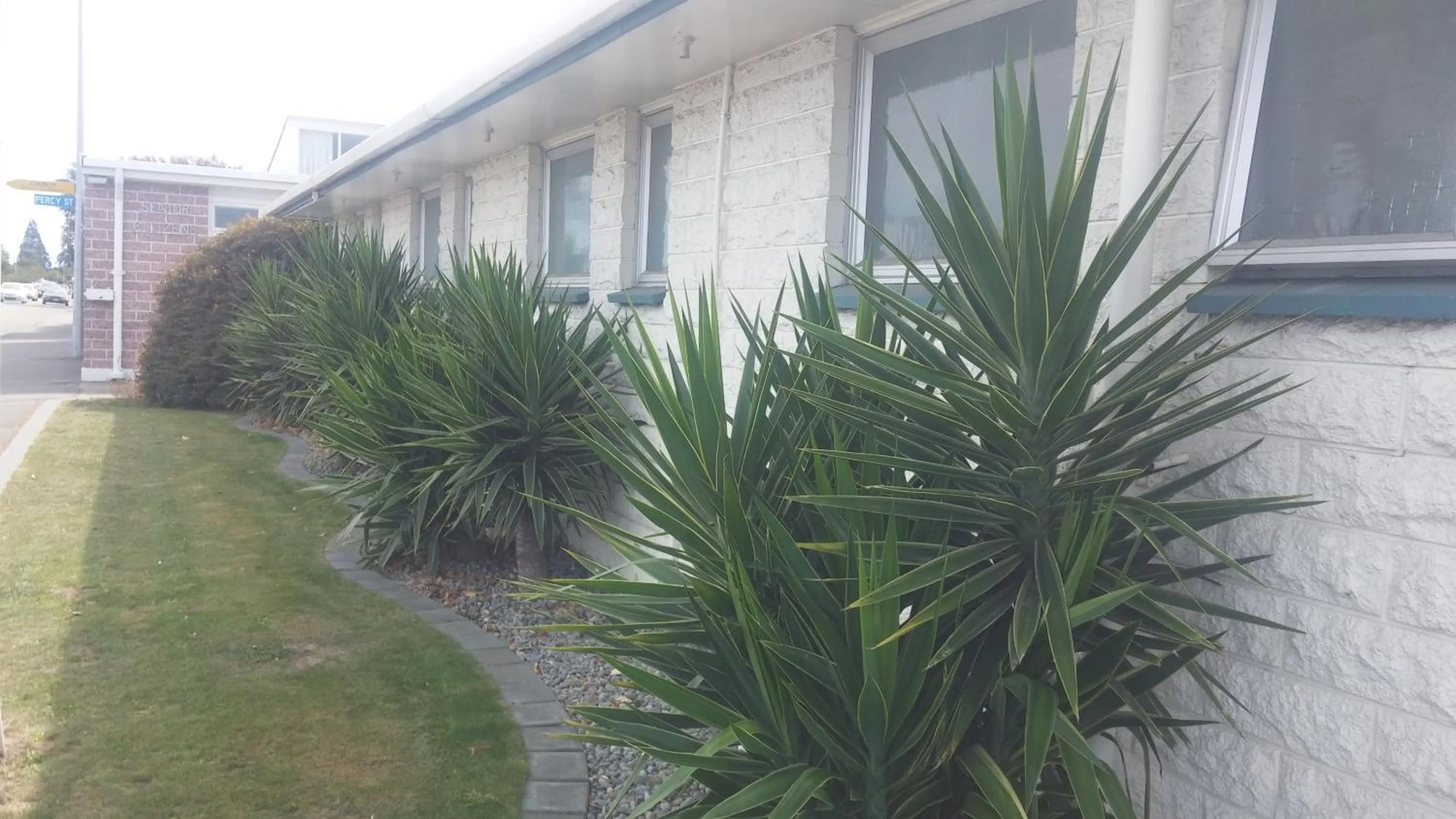 Raymar Motor Inn