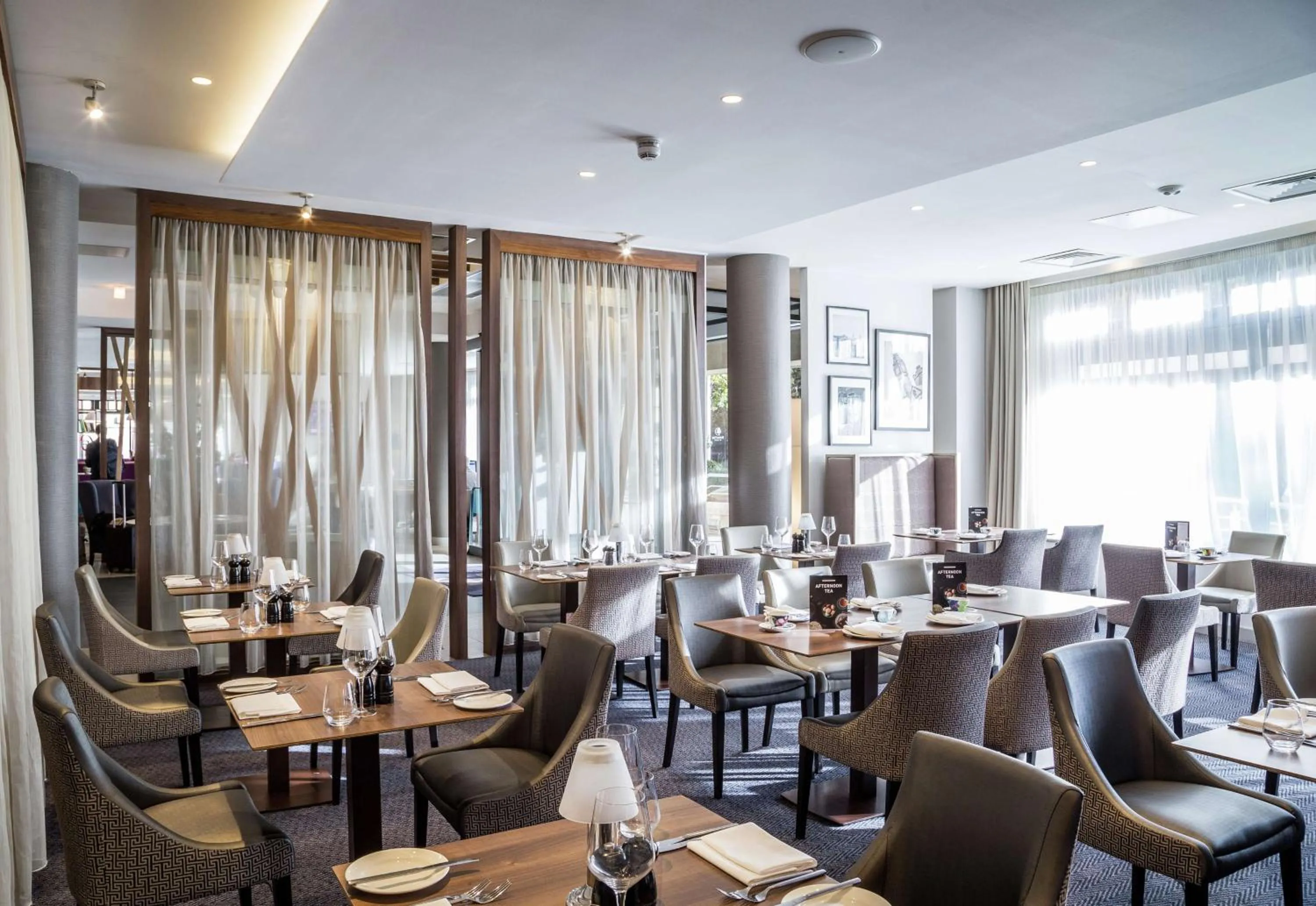 Restaurant/places to eat in DoubleTree by Hilton London Angel Kings Cross