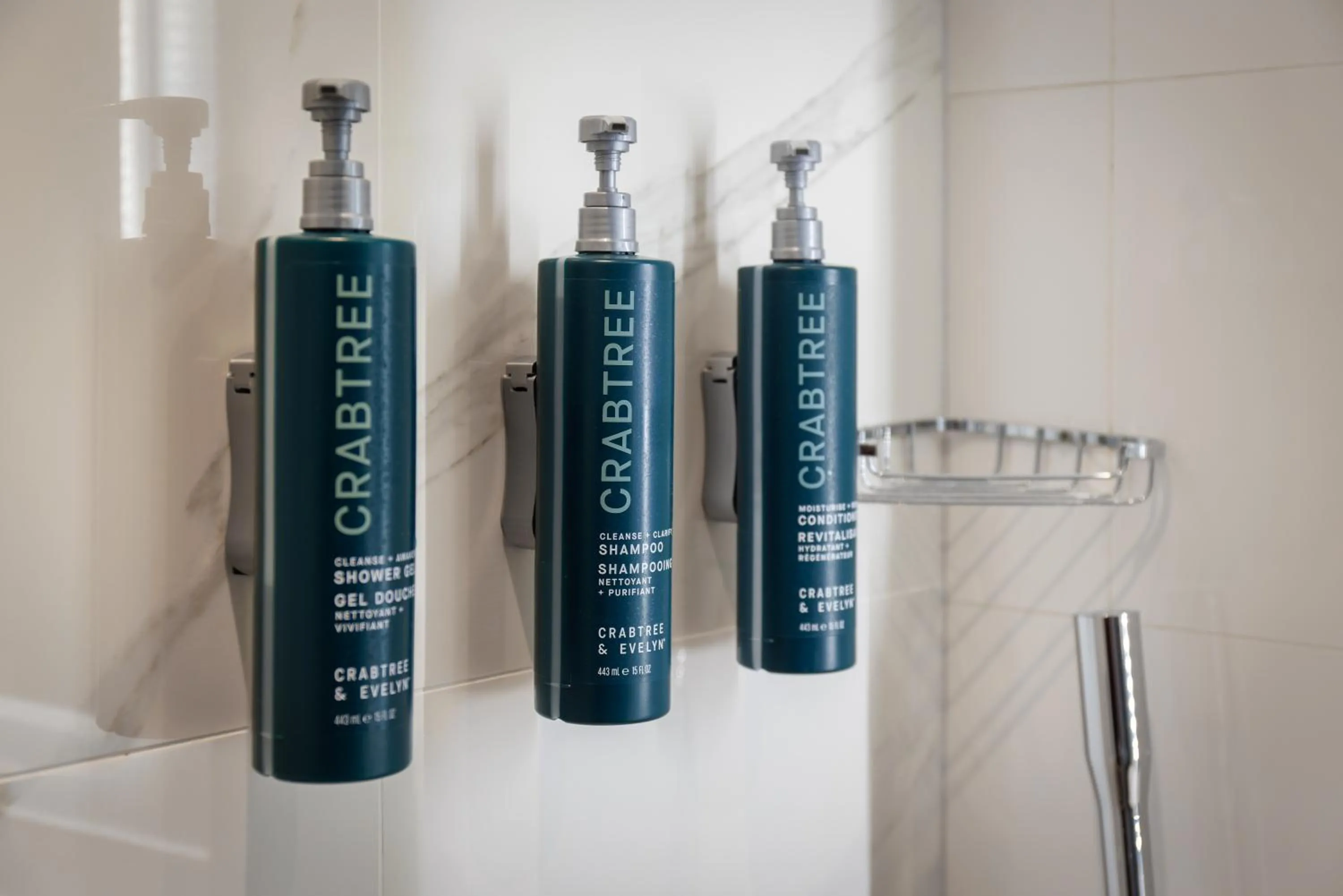 Bathroom in DoubleTree by Hilton London Angel Kings Cross