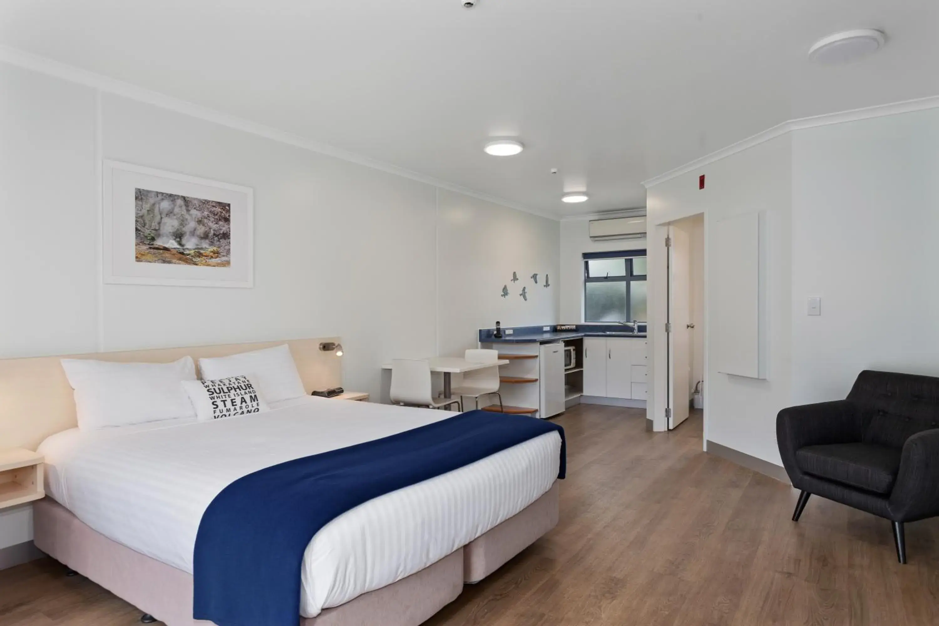 Bedroom, Bed in Awa Motel Bedroom, Bed in Awa Motel