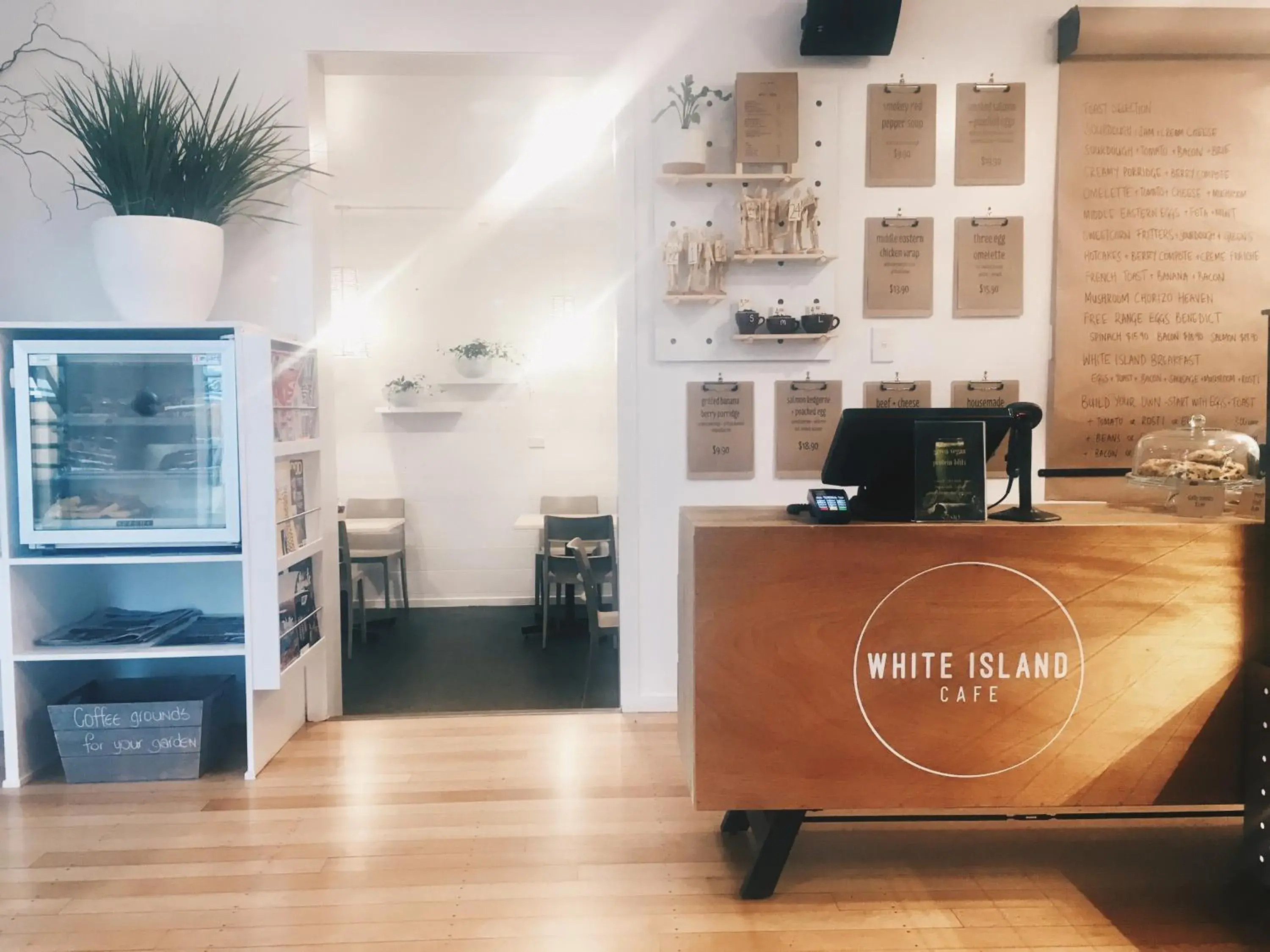 Restaurant/places to eat in Awa Motel Restaurant/places to eat in Awa Motel