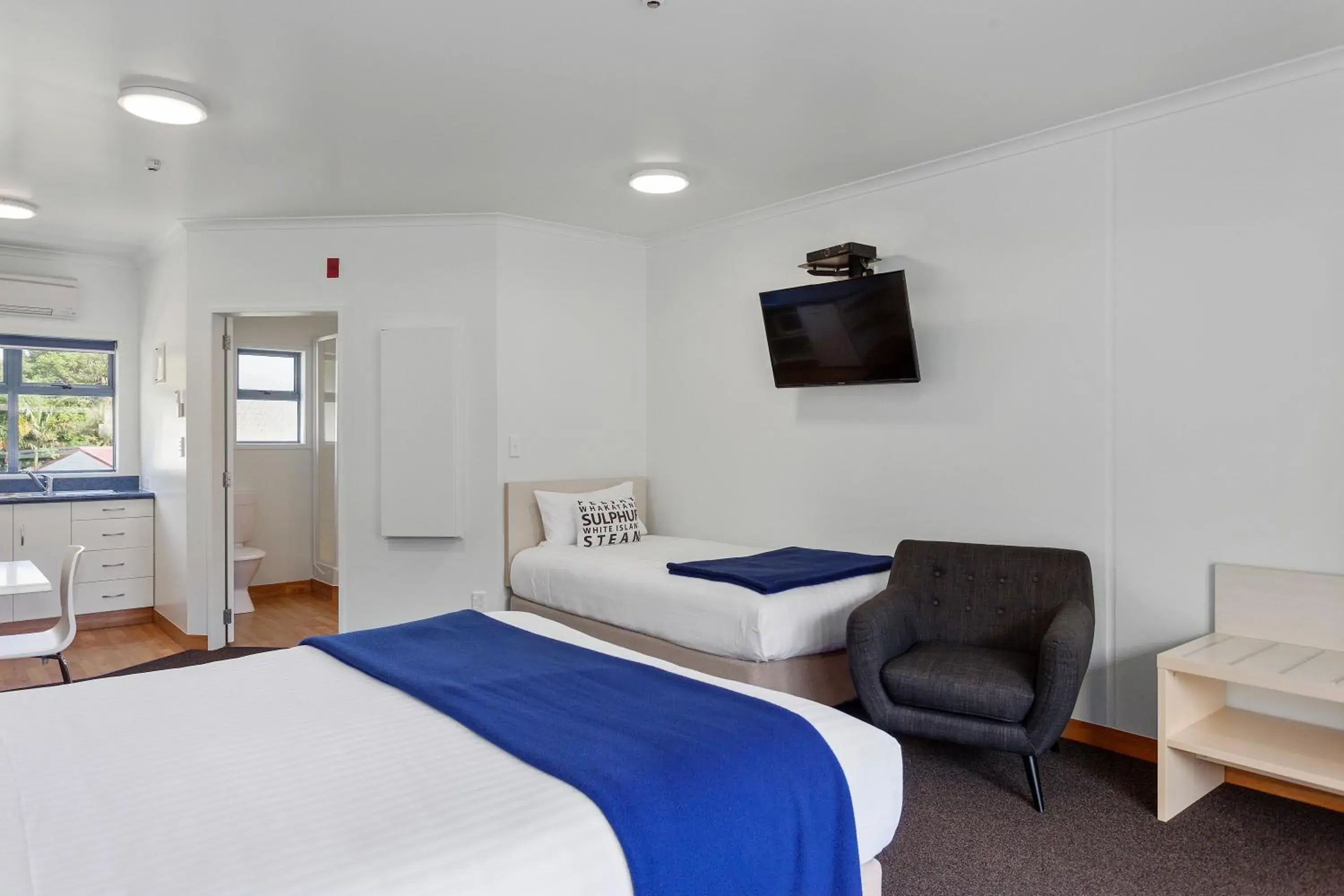 Bedroom, Bed in Awa Motel Bedroom, Bed in Awa Motel