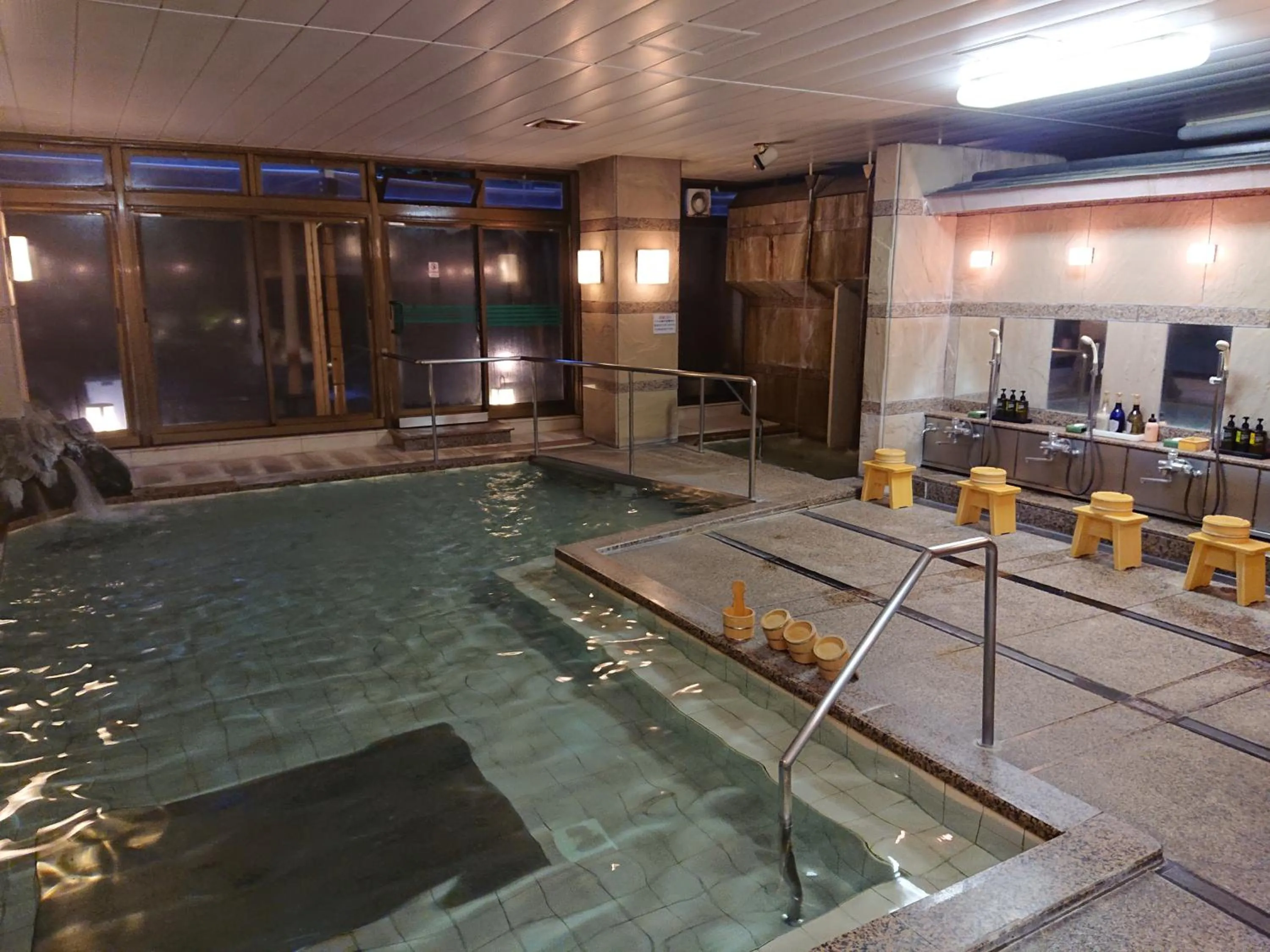 Public Bath in Kasuga Hotel