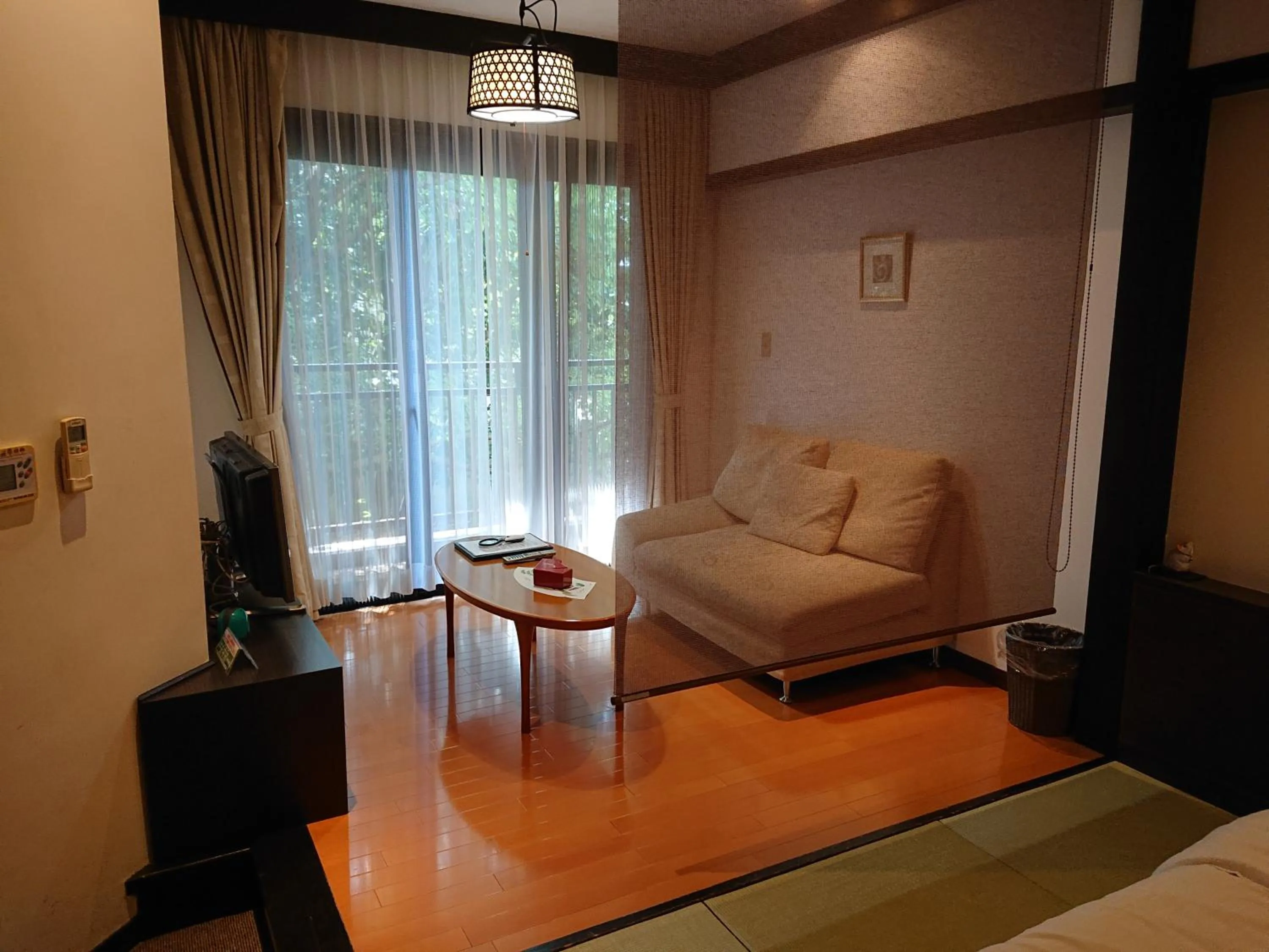 Photo of the whole room in Kasuga Hotel
