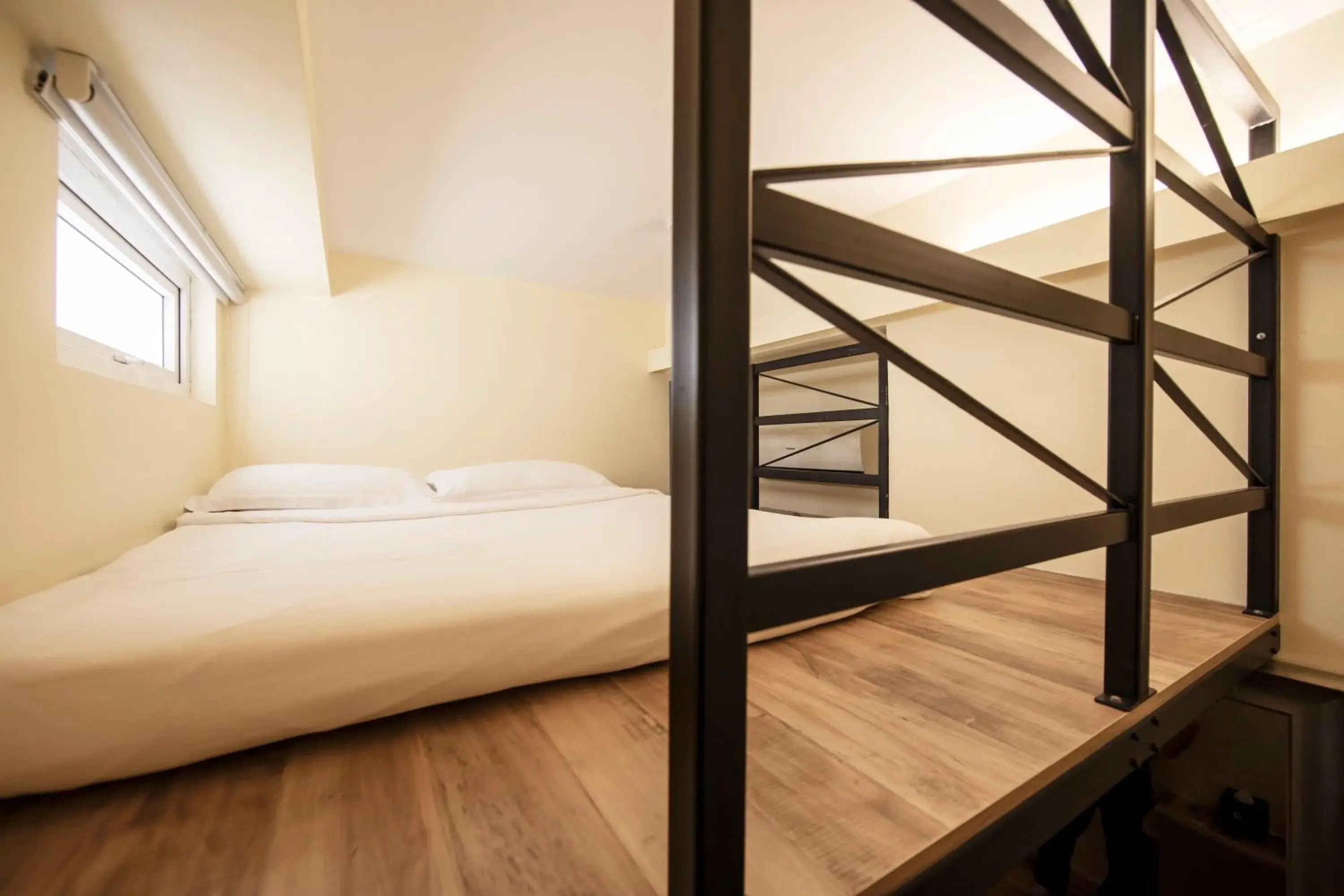 Bed in Fragrance Hotel - Balestier Bed in Fragrance Hotel - Balestier