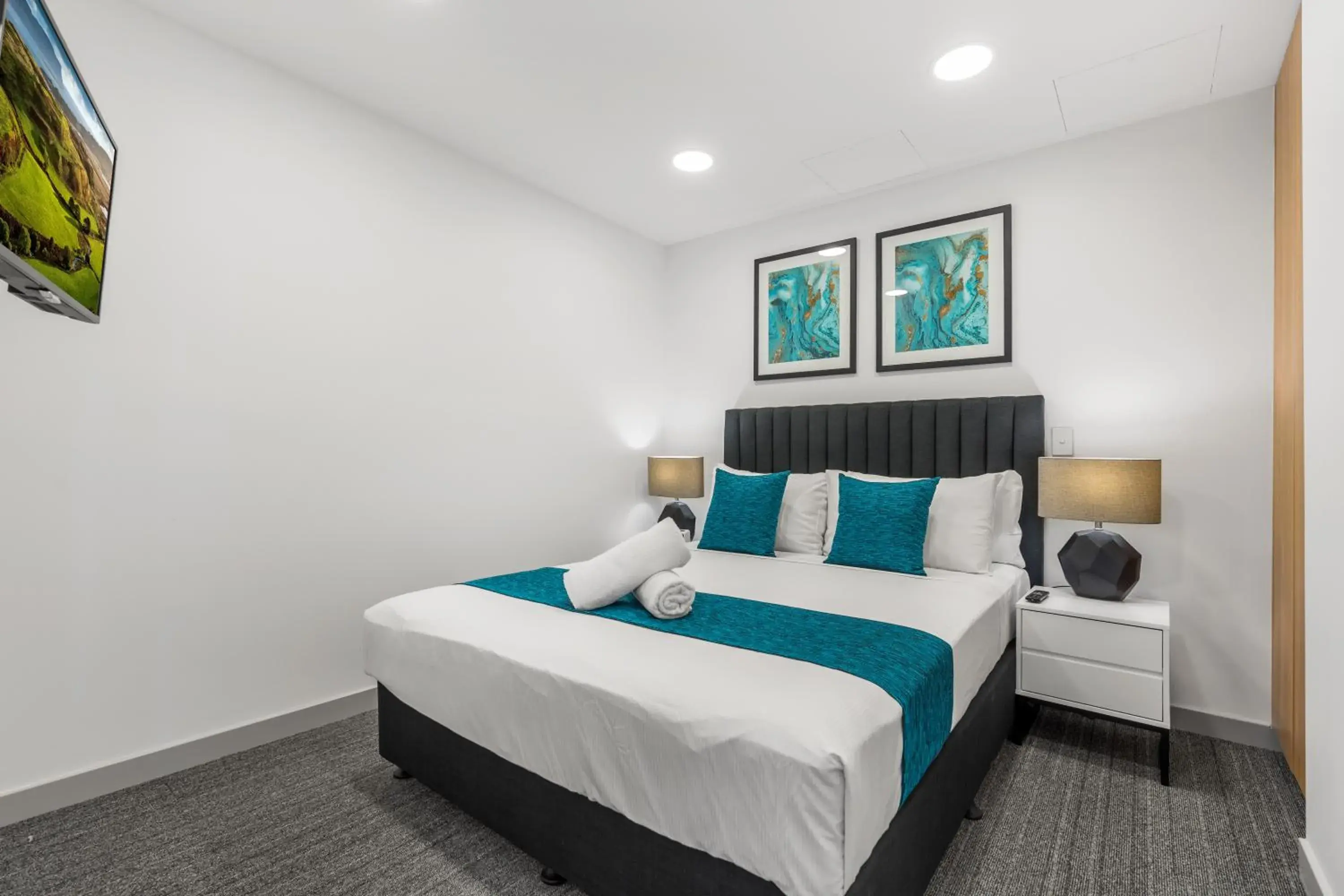 Bed in Essence Suites Taringa Bed in Essence Suites Taringa