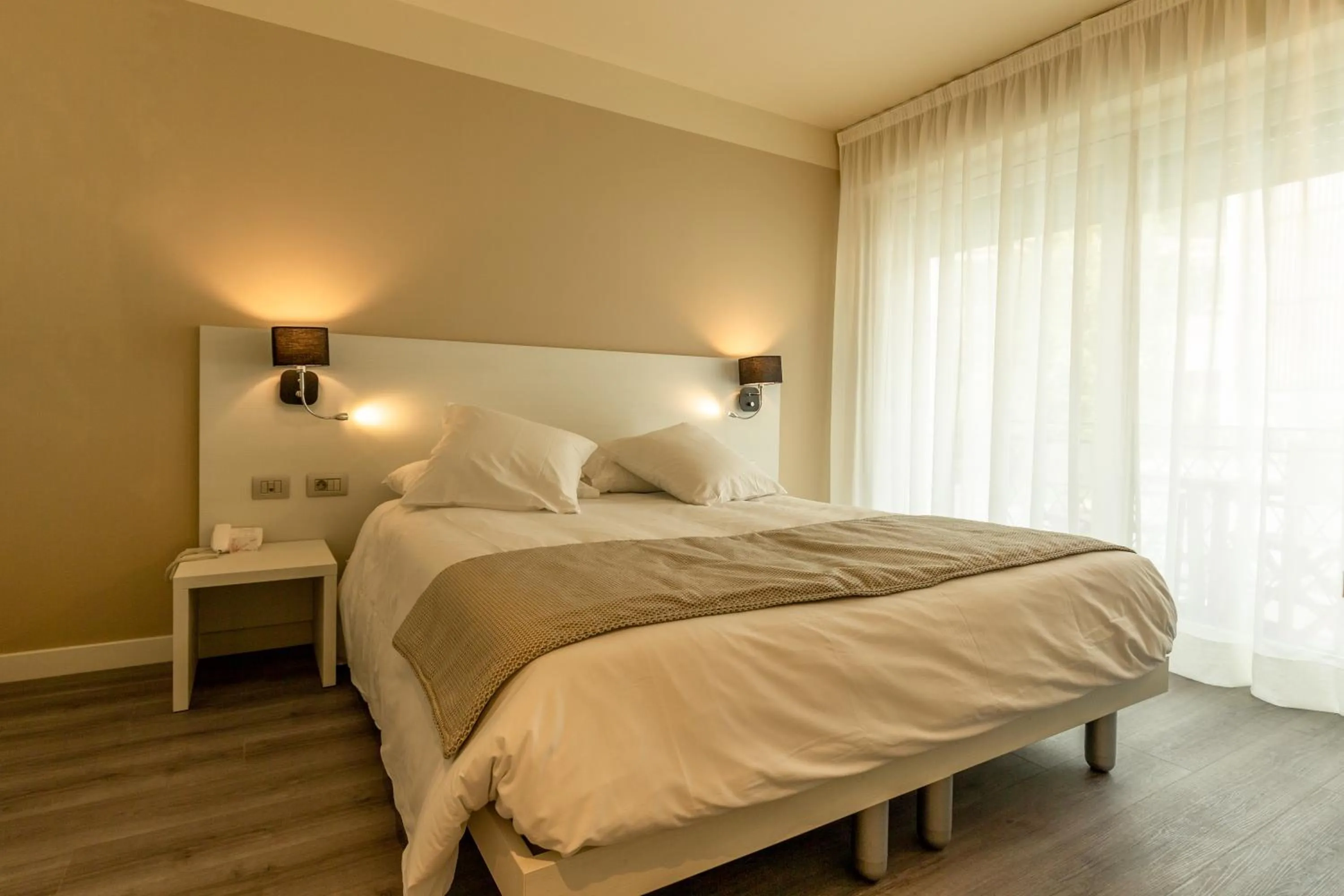 Bed in La Dolce Vita Hotel