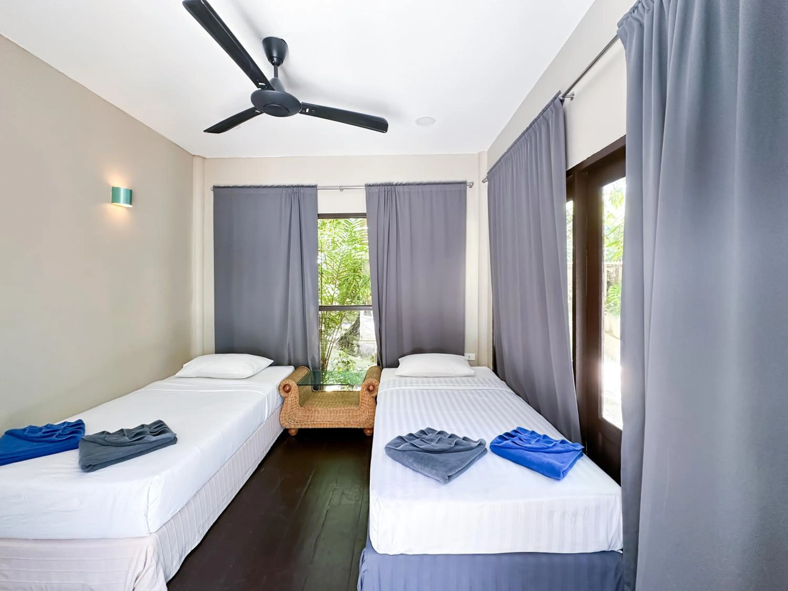 Bed in Seetanu Bungalows