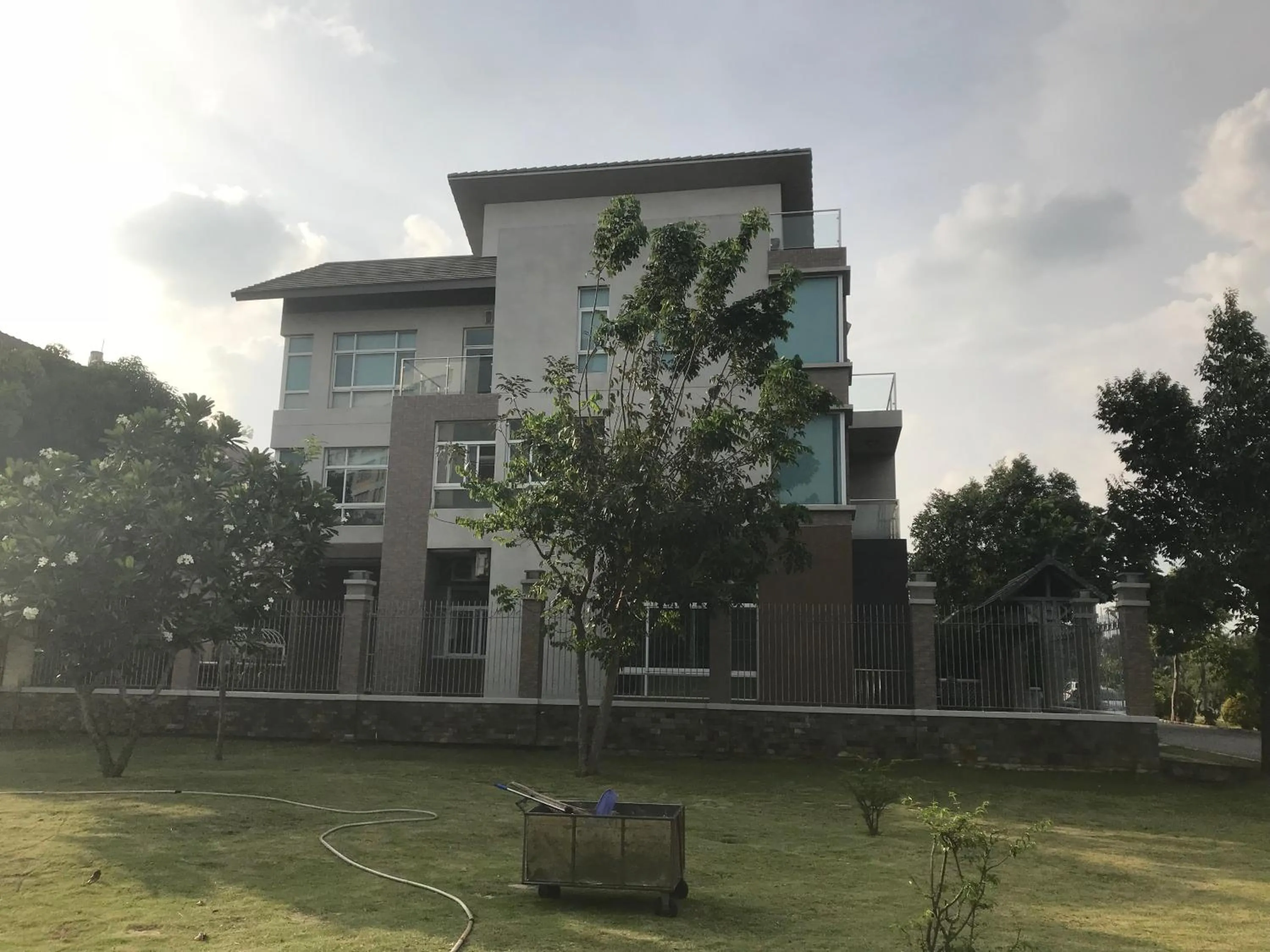 Nancy Sea View Villa 1