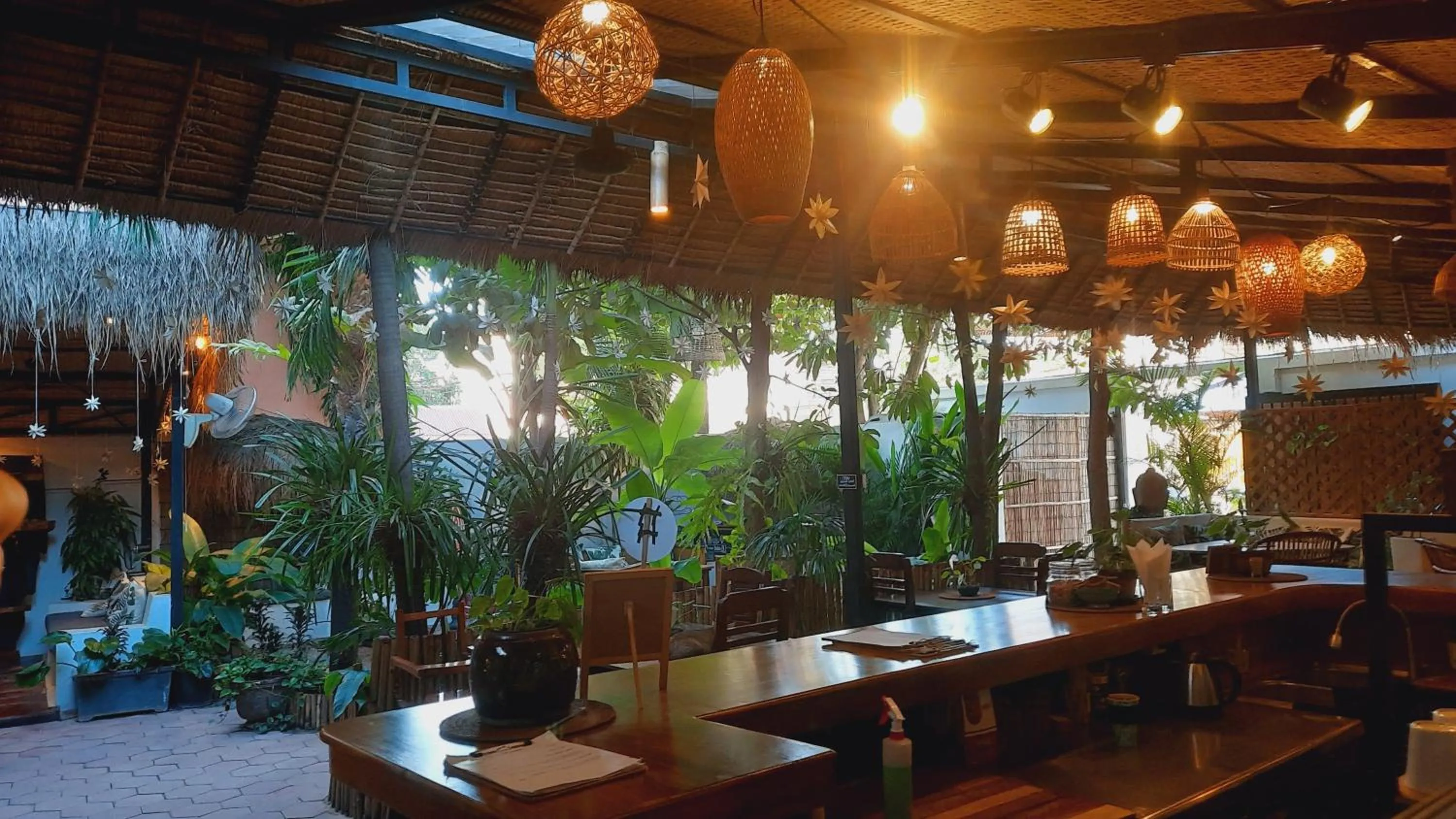 Restaurant/places to eat in Babel Siem Reap Guesthouse
