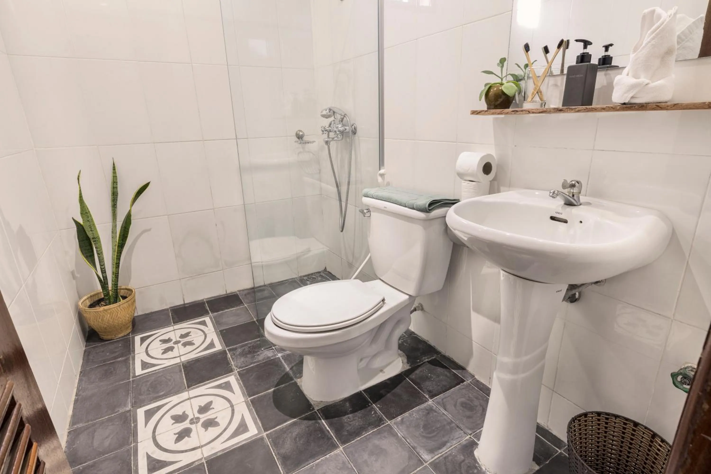 Bathroom in Babel Siem Reap Guesthouse