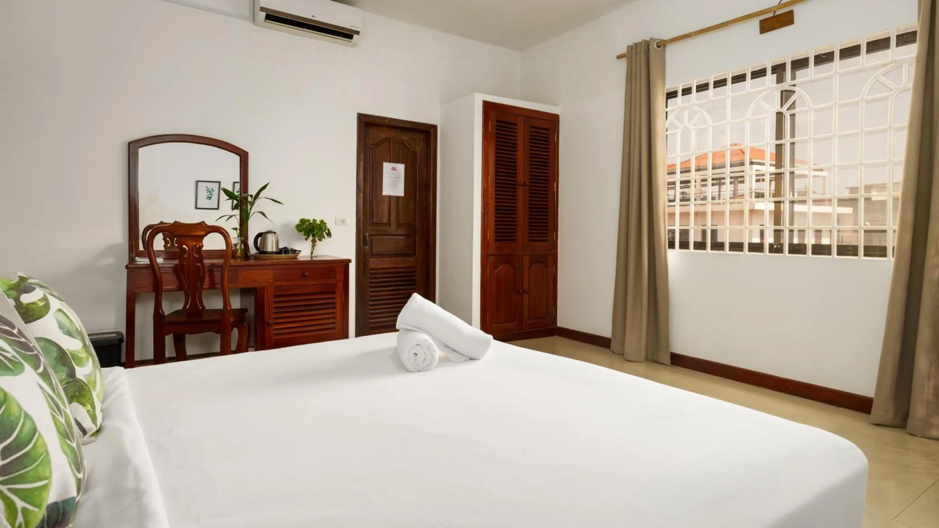 Bedroom, Bed in Babel Siem Reap Guesthouse