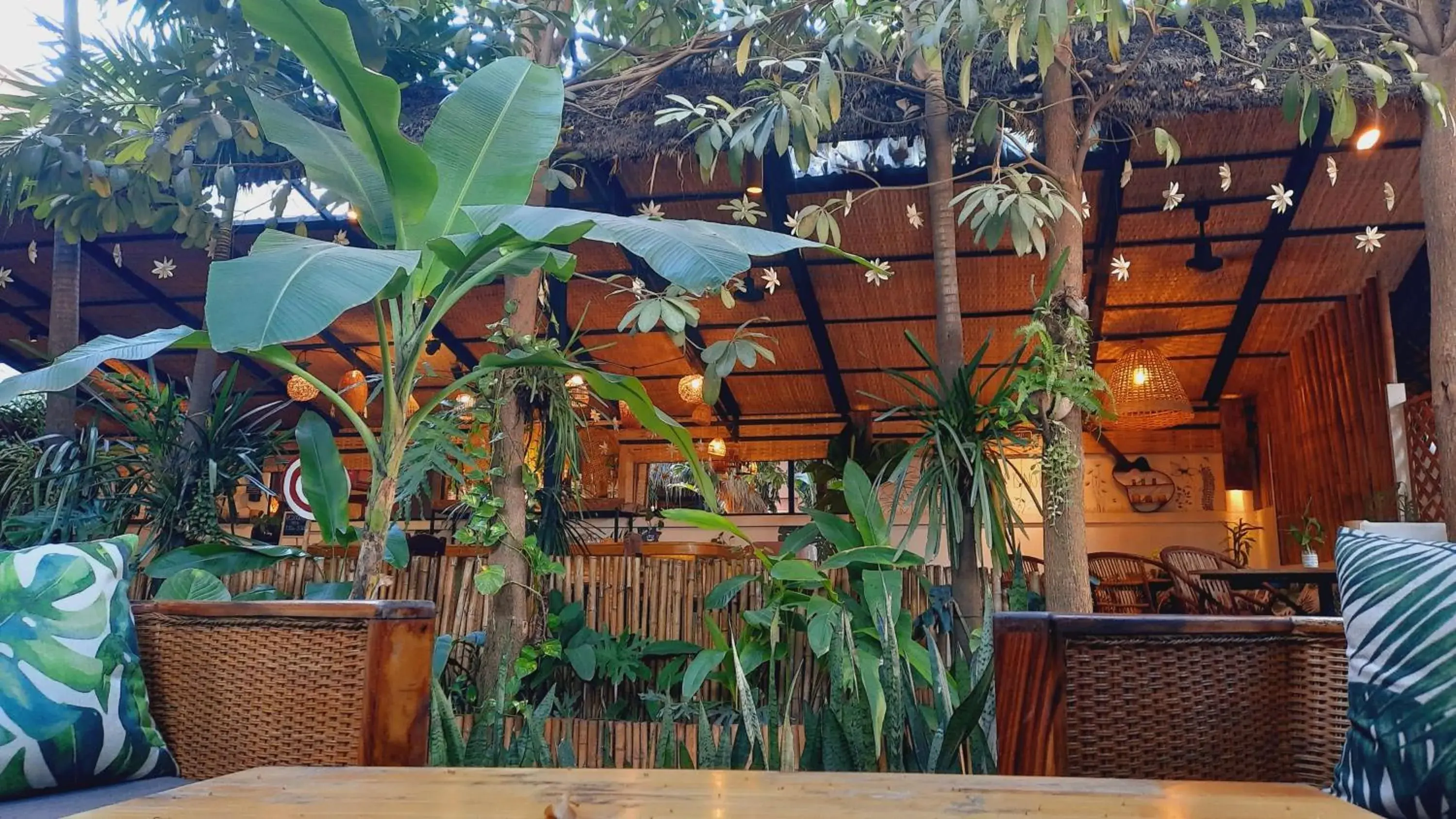 Restaurant/places to eat in Babel Siem Reap Guesthouse Restaurant/places to eat in Babel Siem Reap Guesthouse