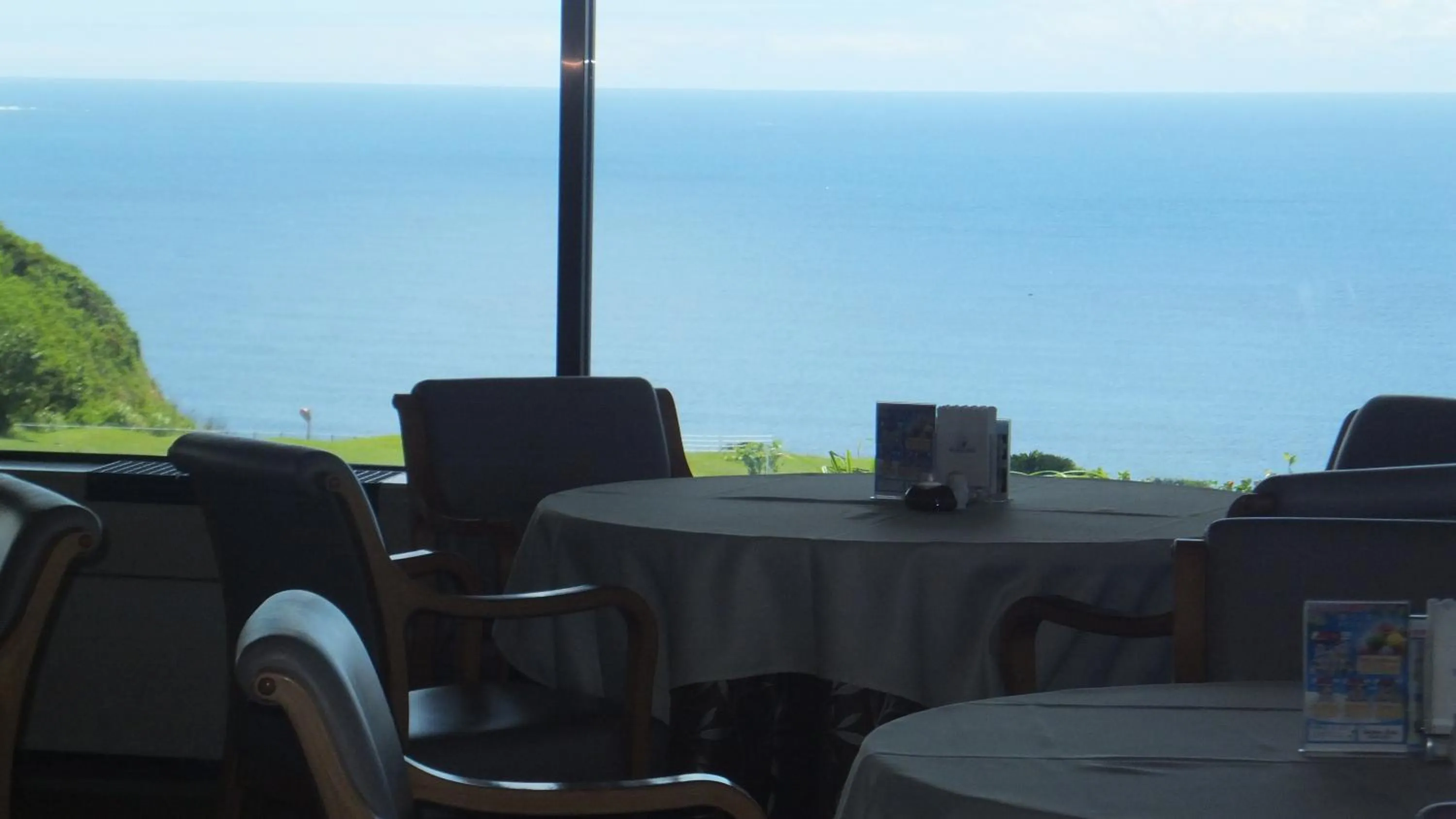 Restaurant/places to eat in The Southern Links Resort Hotel