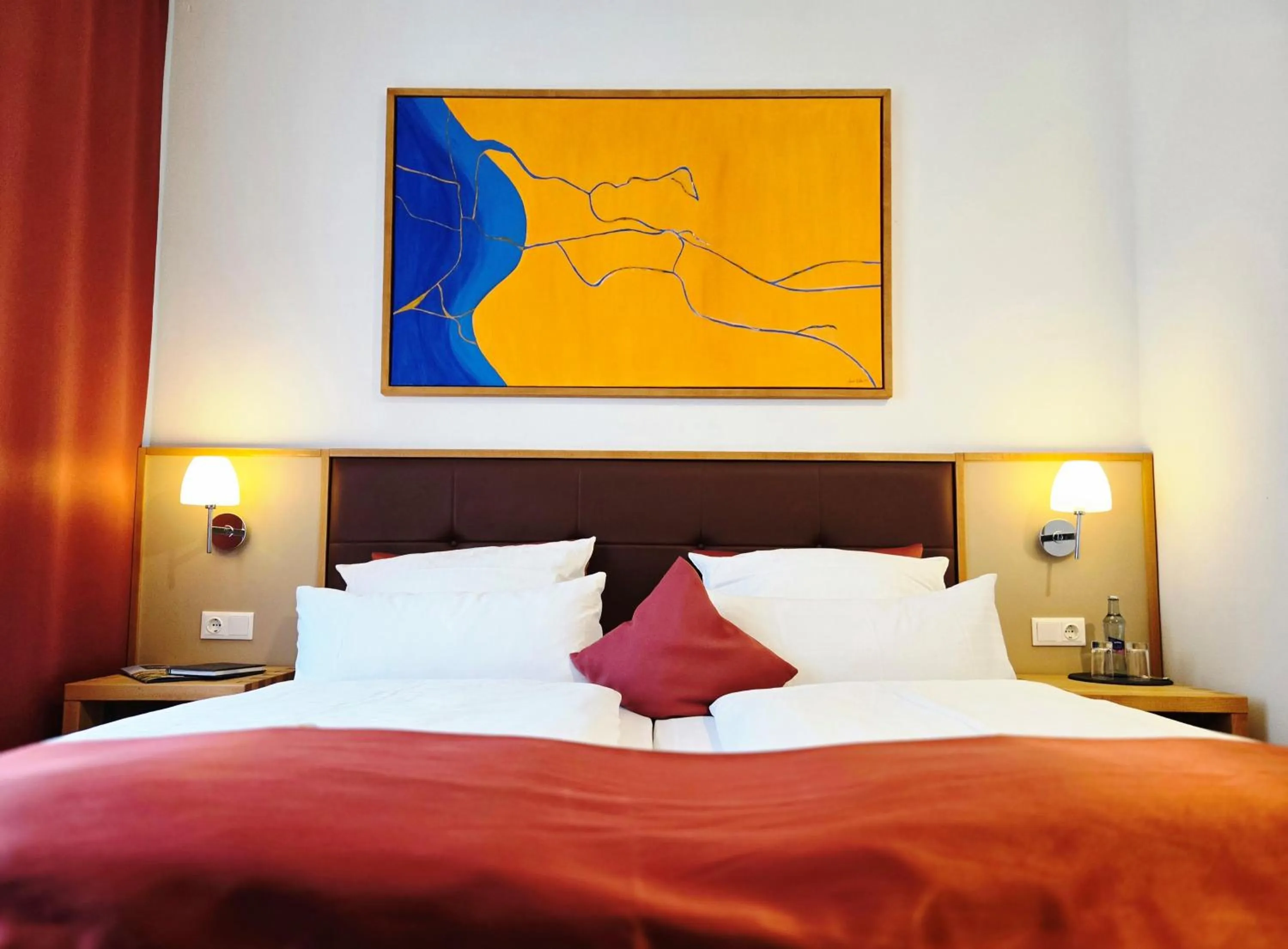 Bed in Landhotel-Neunburg