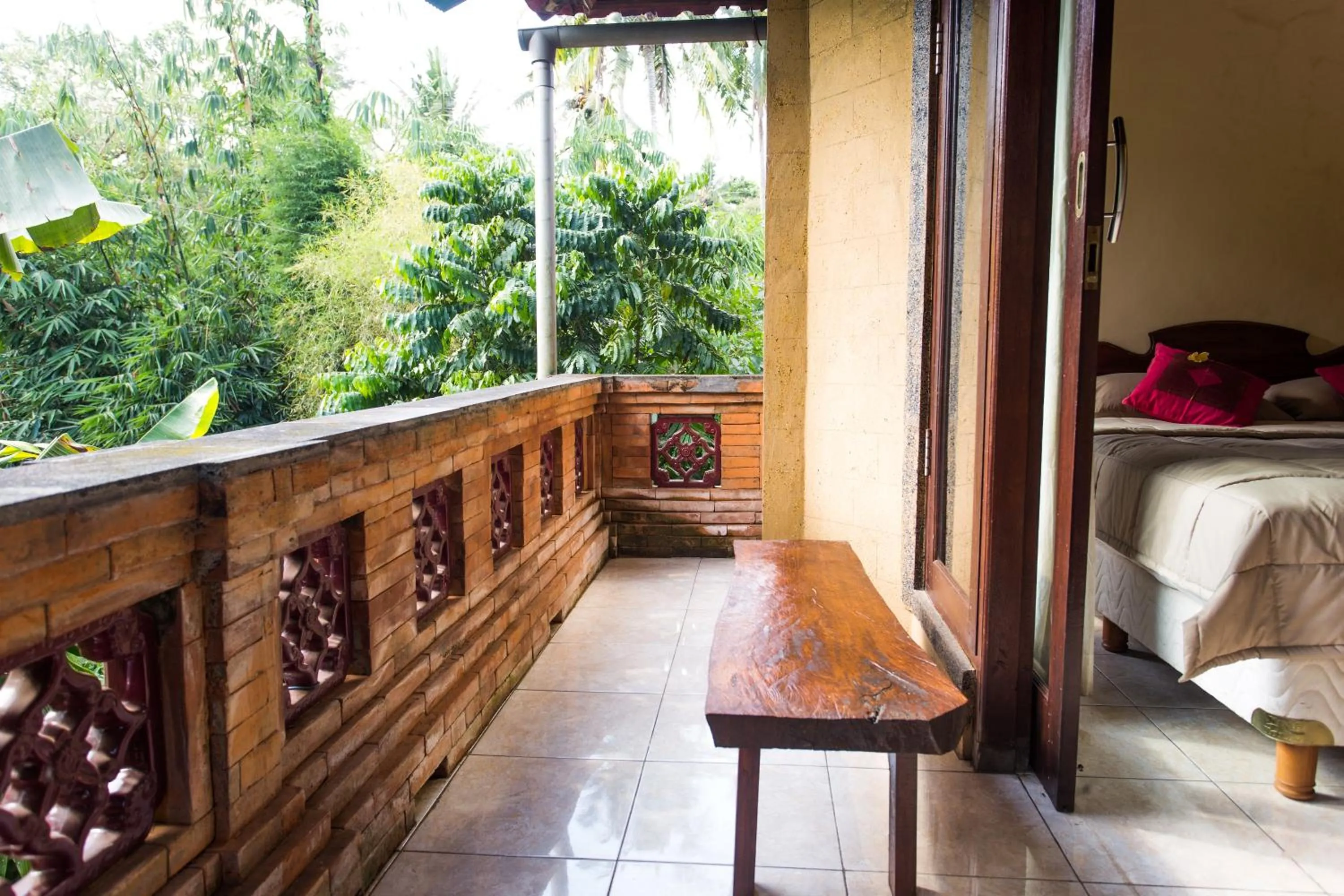 Balcony/Terrace in Bali Asli Lodge by EPS