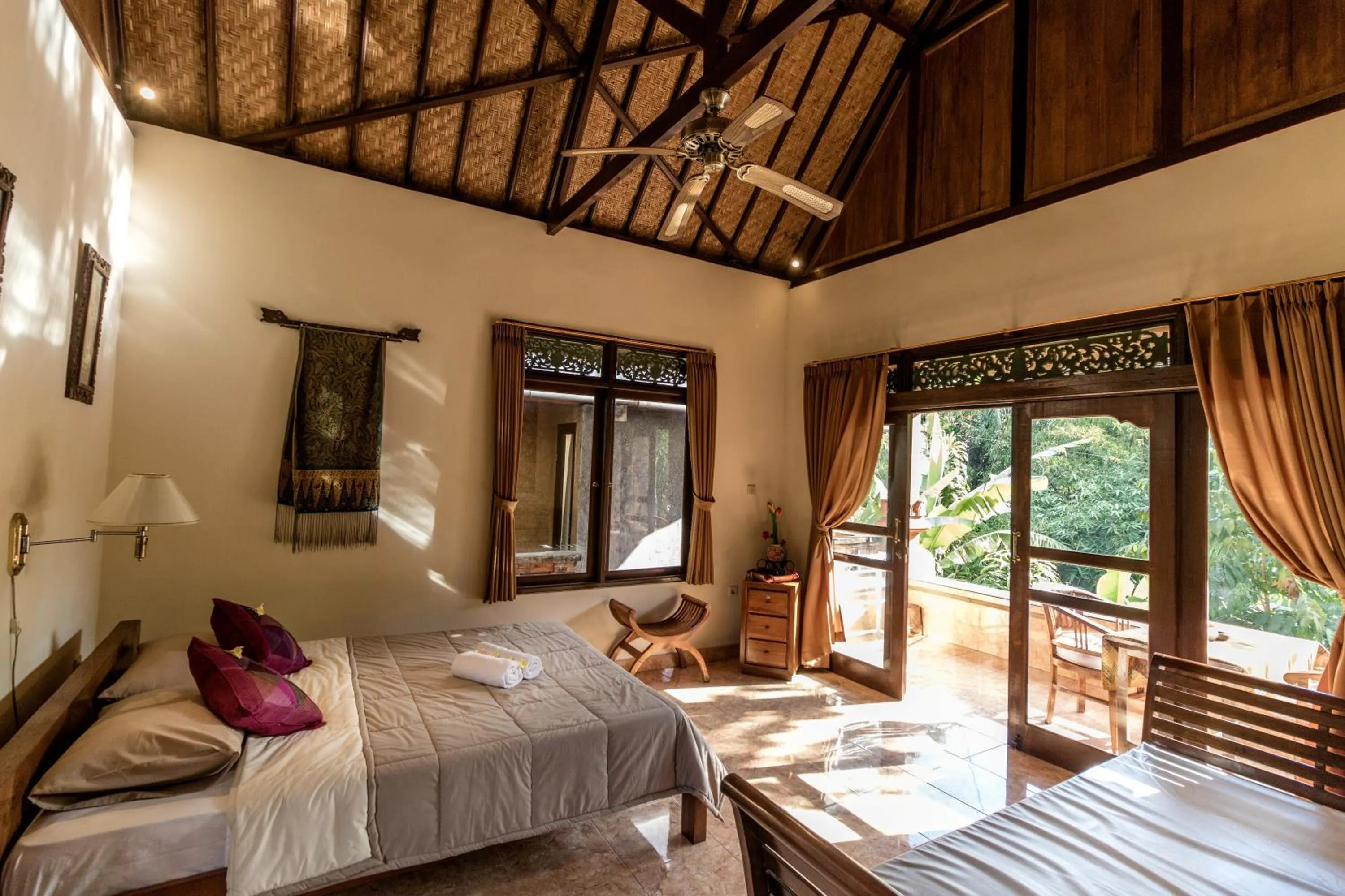 Bed in Bali Asli Lodge by EPS