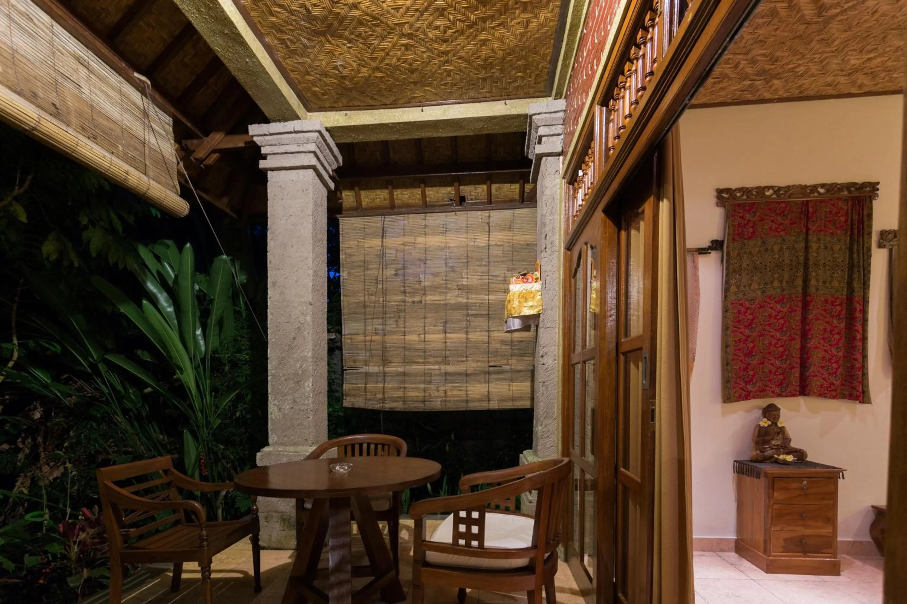 Patio in Bali Asli Lodge by EPS