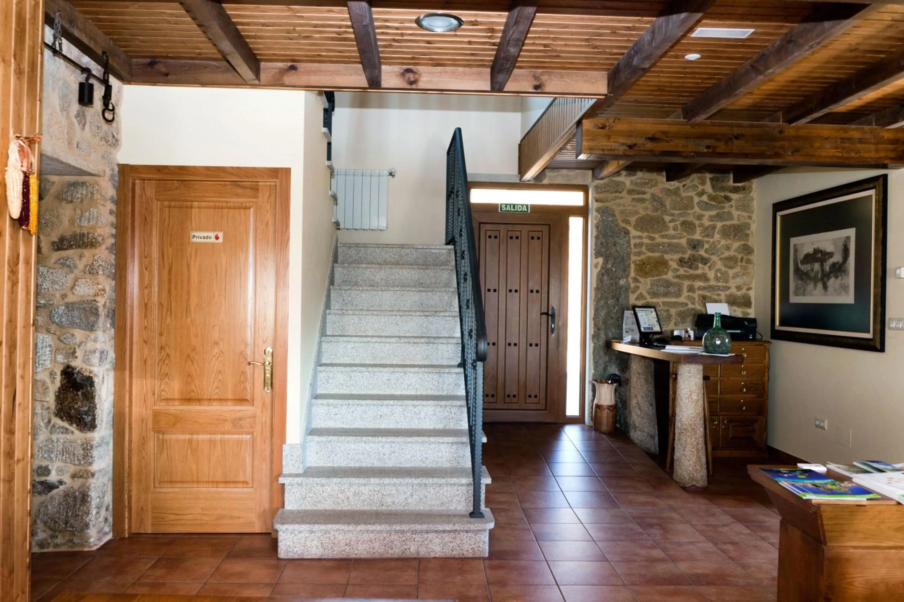 Lobby or reception in A Casa do Folgo Turismo Rural