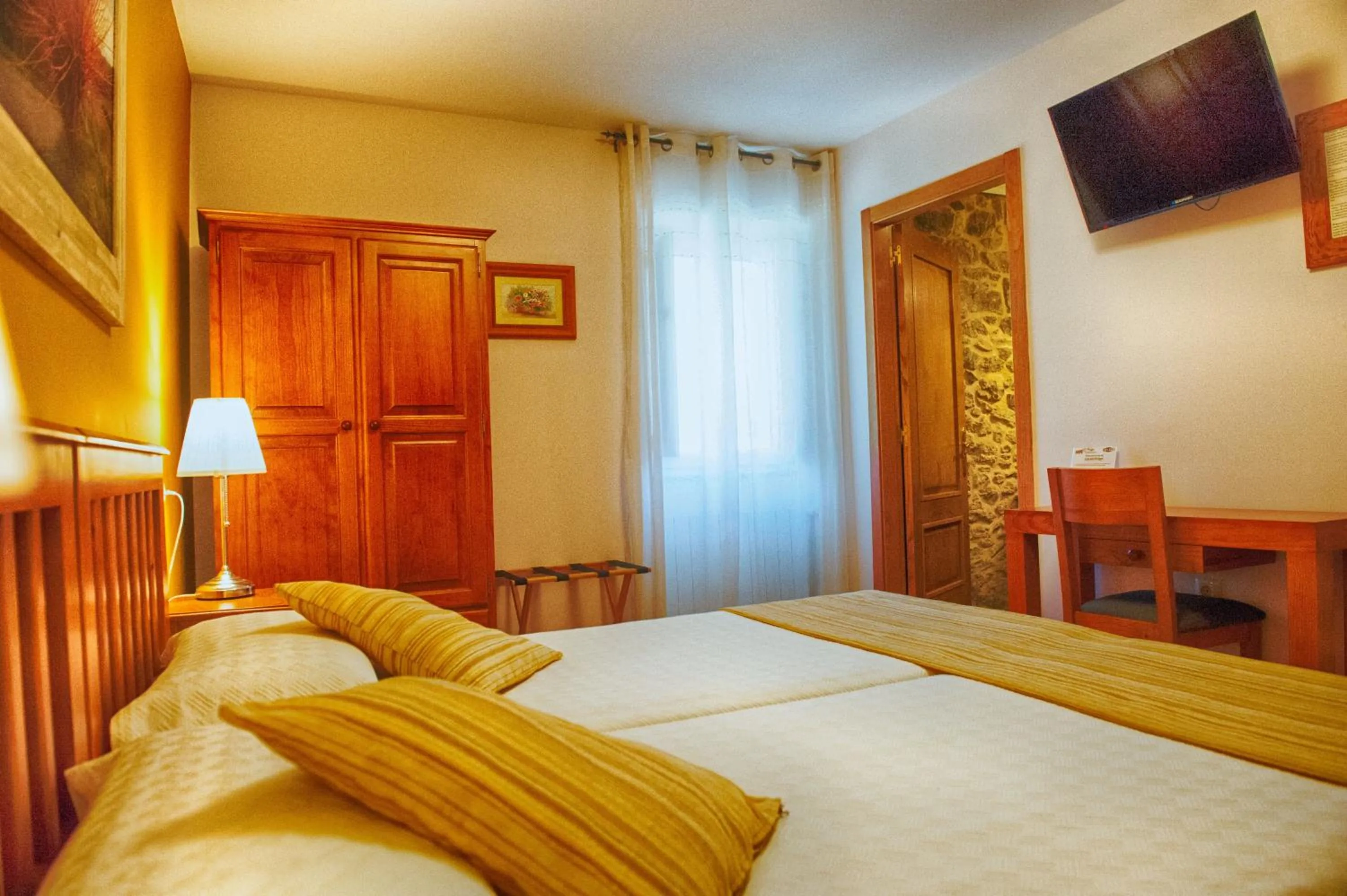 Decorative detail, Bed in A Casa do Folgo Turismo Rural