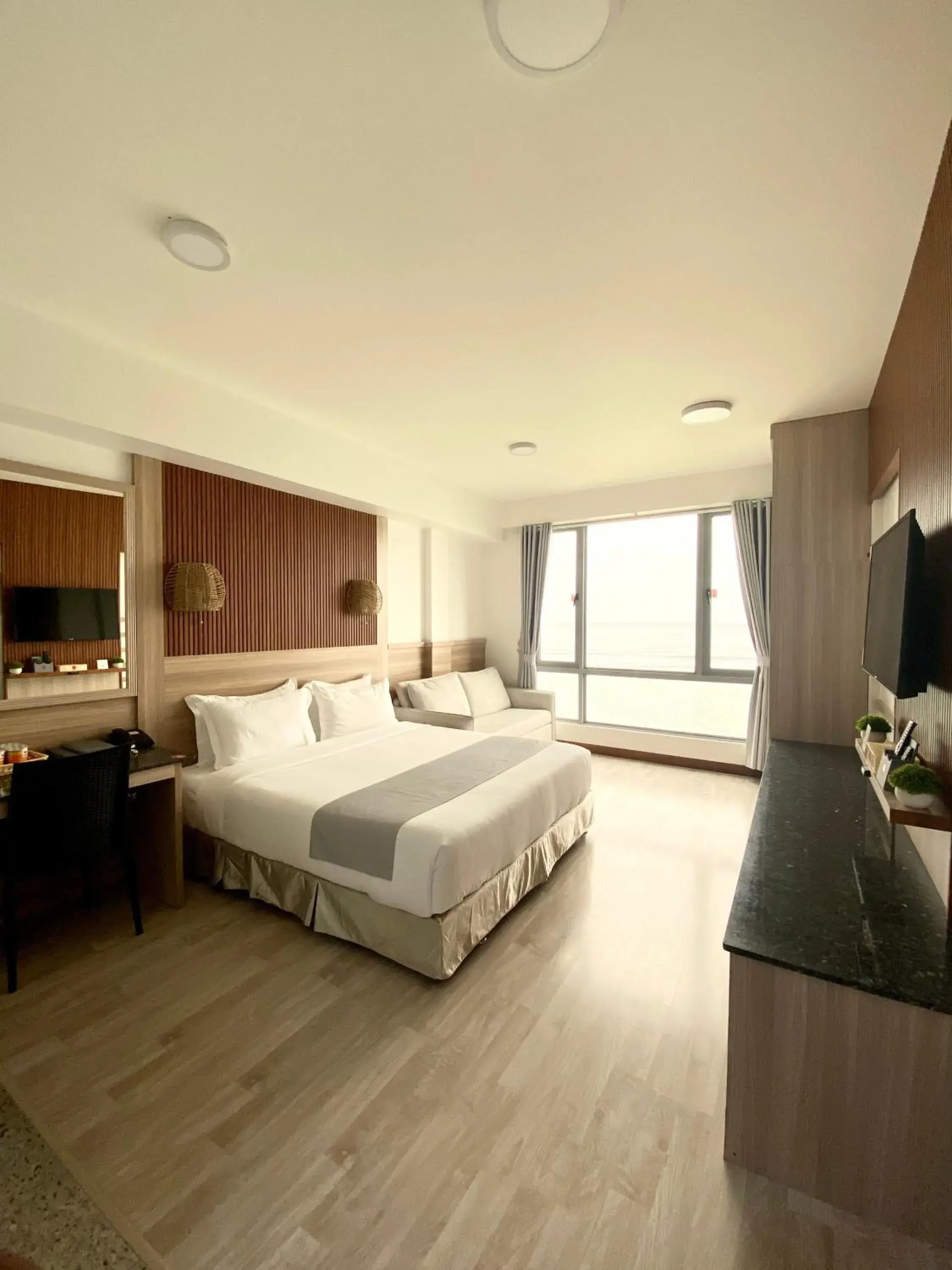 Superior Suite with Sea View - single occupancy in Paralian Hulhumale' Superior Suite with Sea View - single occupancy in Paralian Hulhumale'