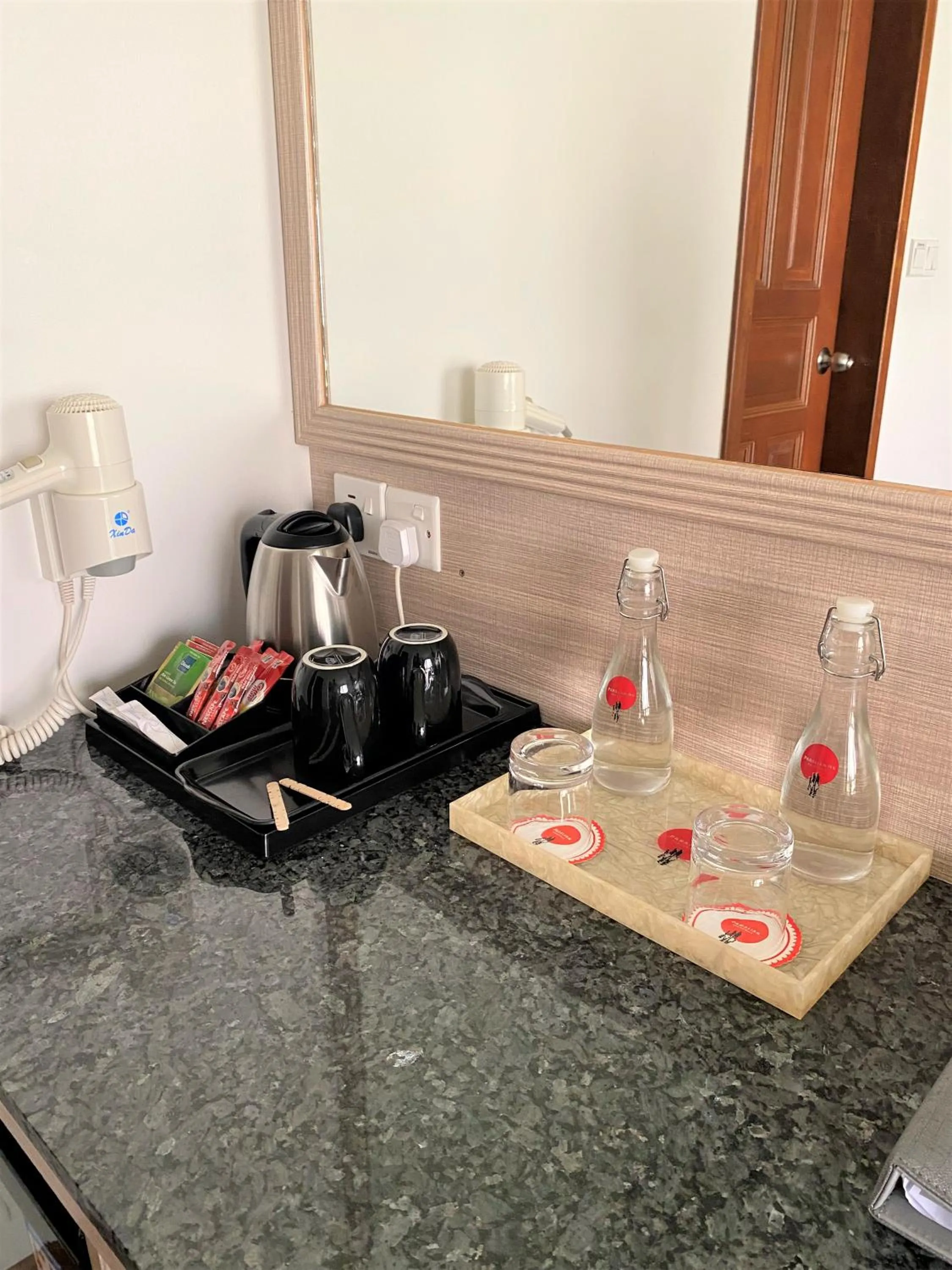 Coffee/tea facilities in Paralian Hulhumale'