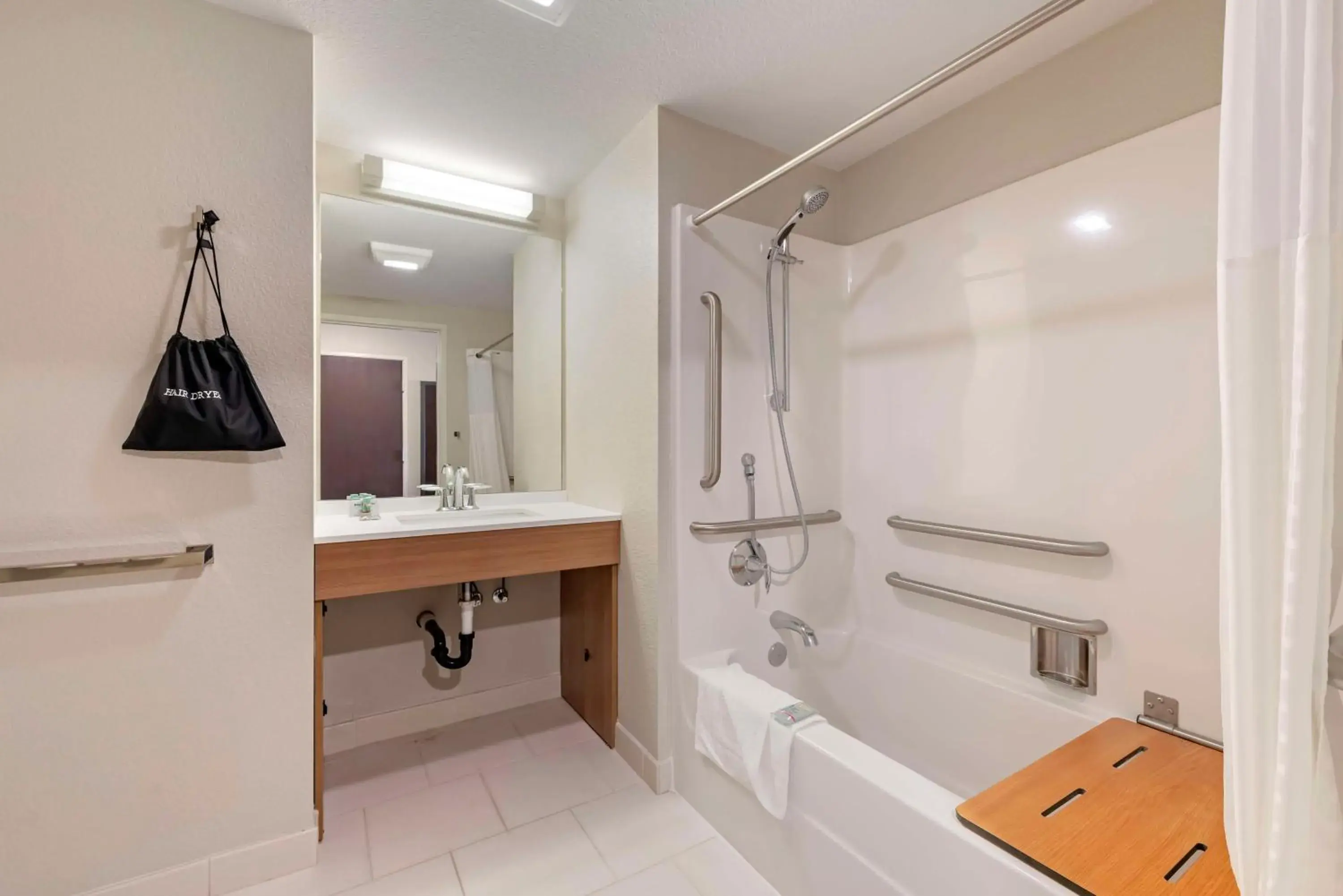 Bathroom in Best Western Limon Bathroom in Best Western Limon