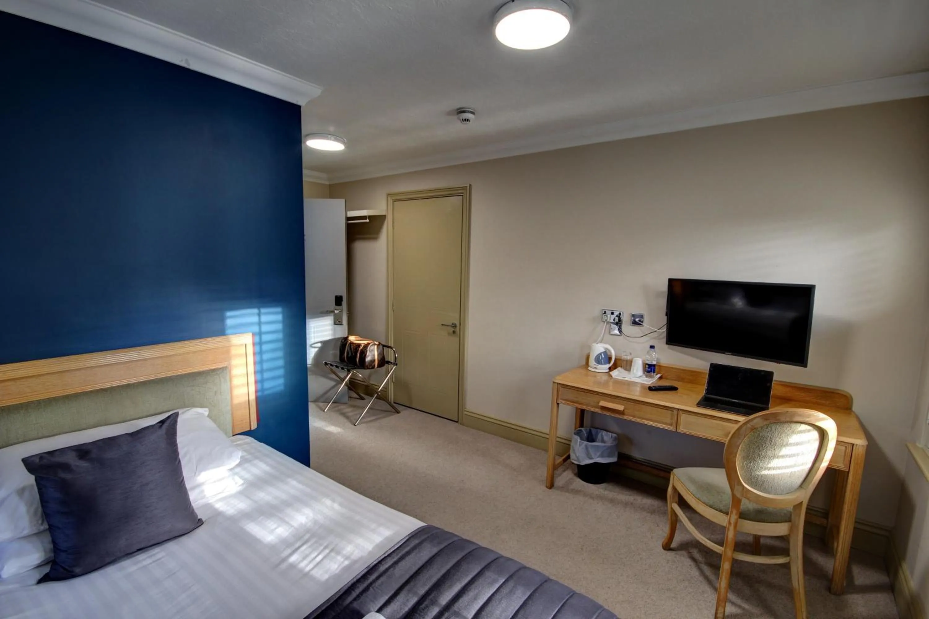 Bed in The Rochford Hotel