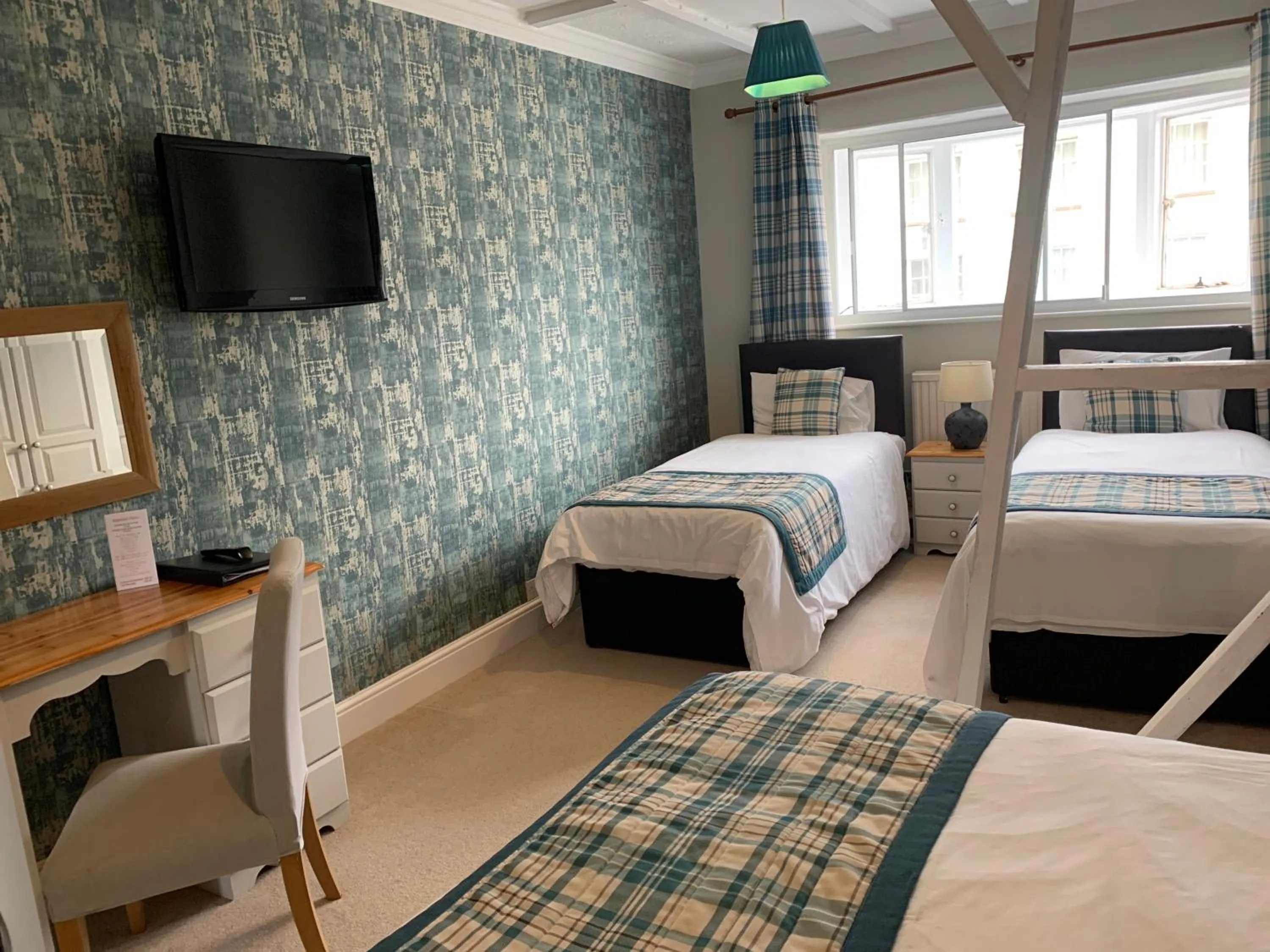 Bed in White Hart Hotel